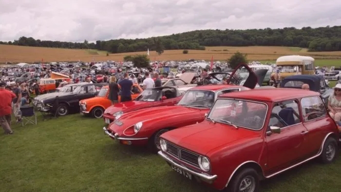 10-Best-Classic-Supercars