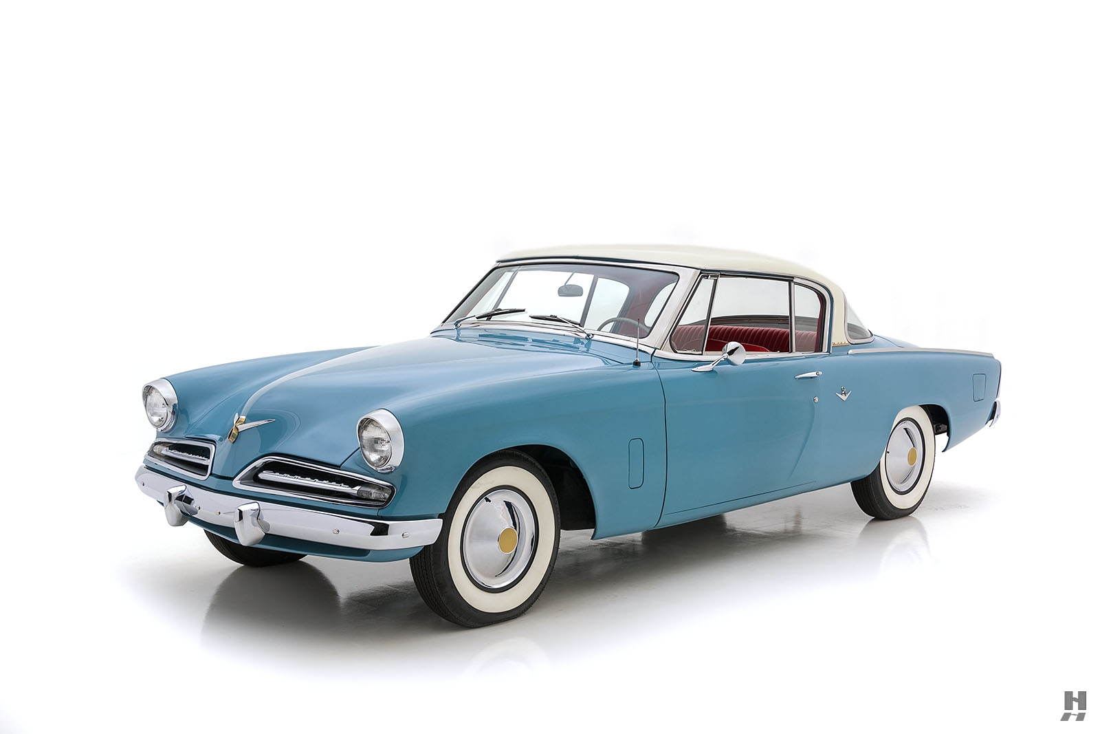Photo of a 1953 Studebaker Commander