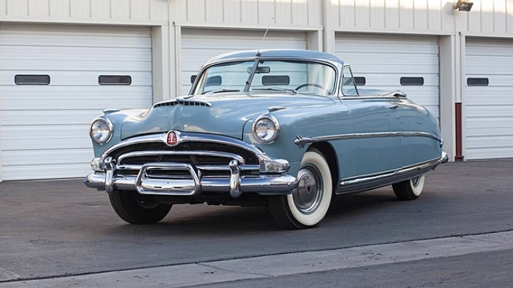 Photo of a 1954 Hudson Hornet