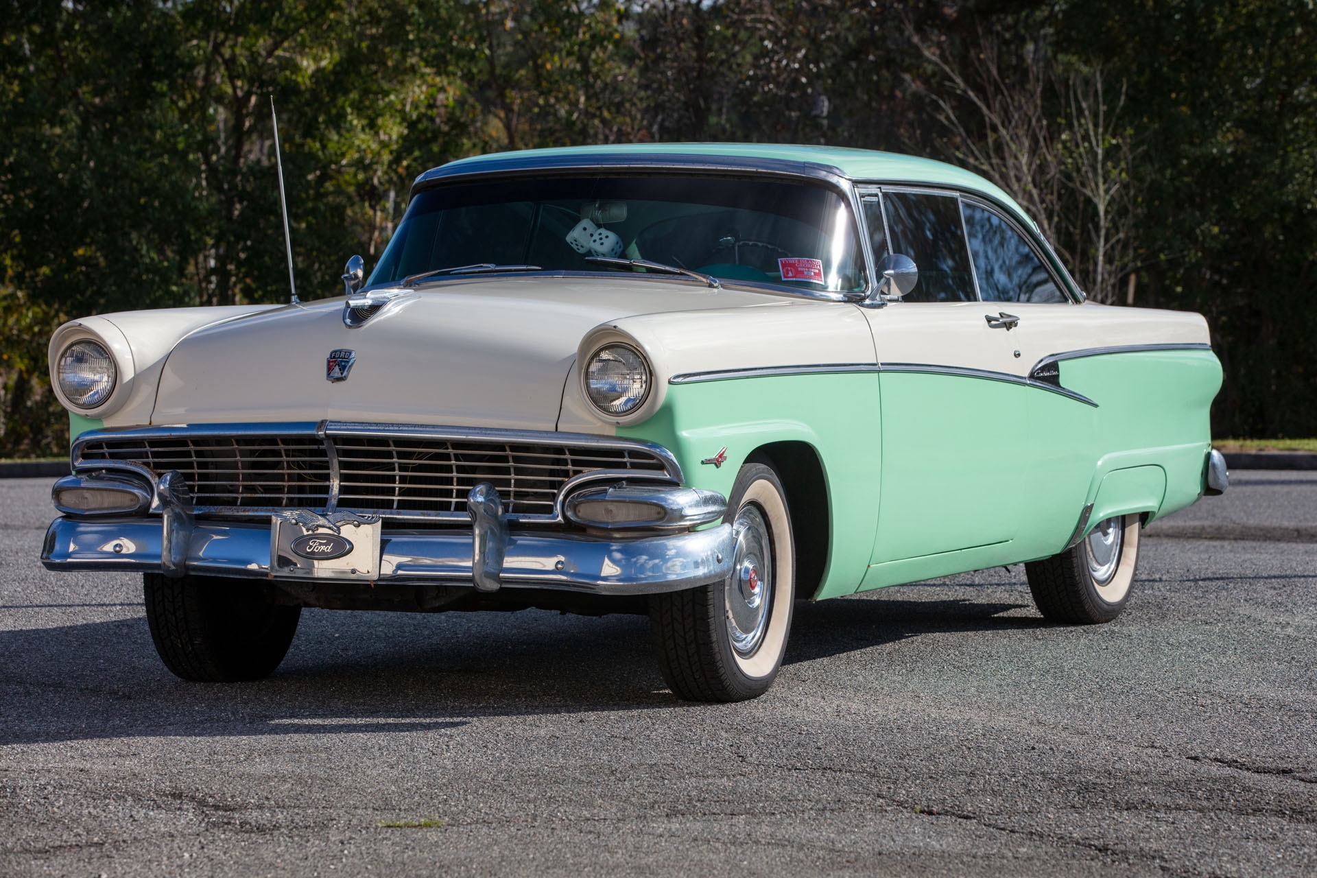 Photo of a 1955 Ford Custom