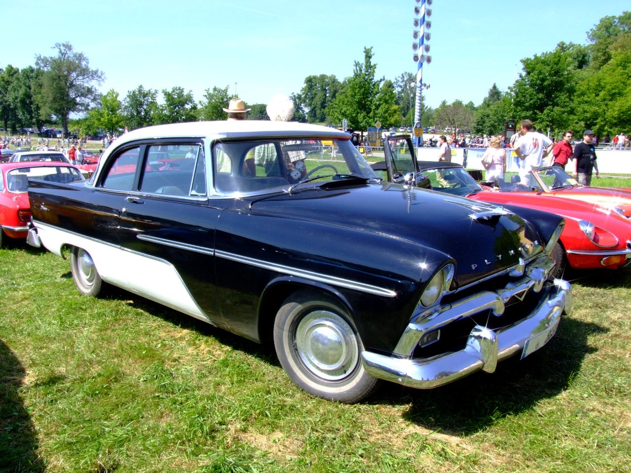 Photo of a 1955 Plymouth Savoy