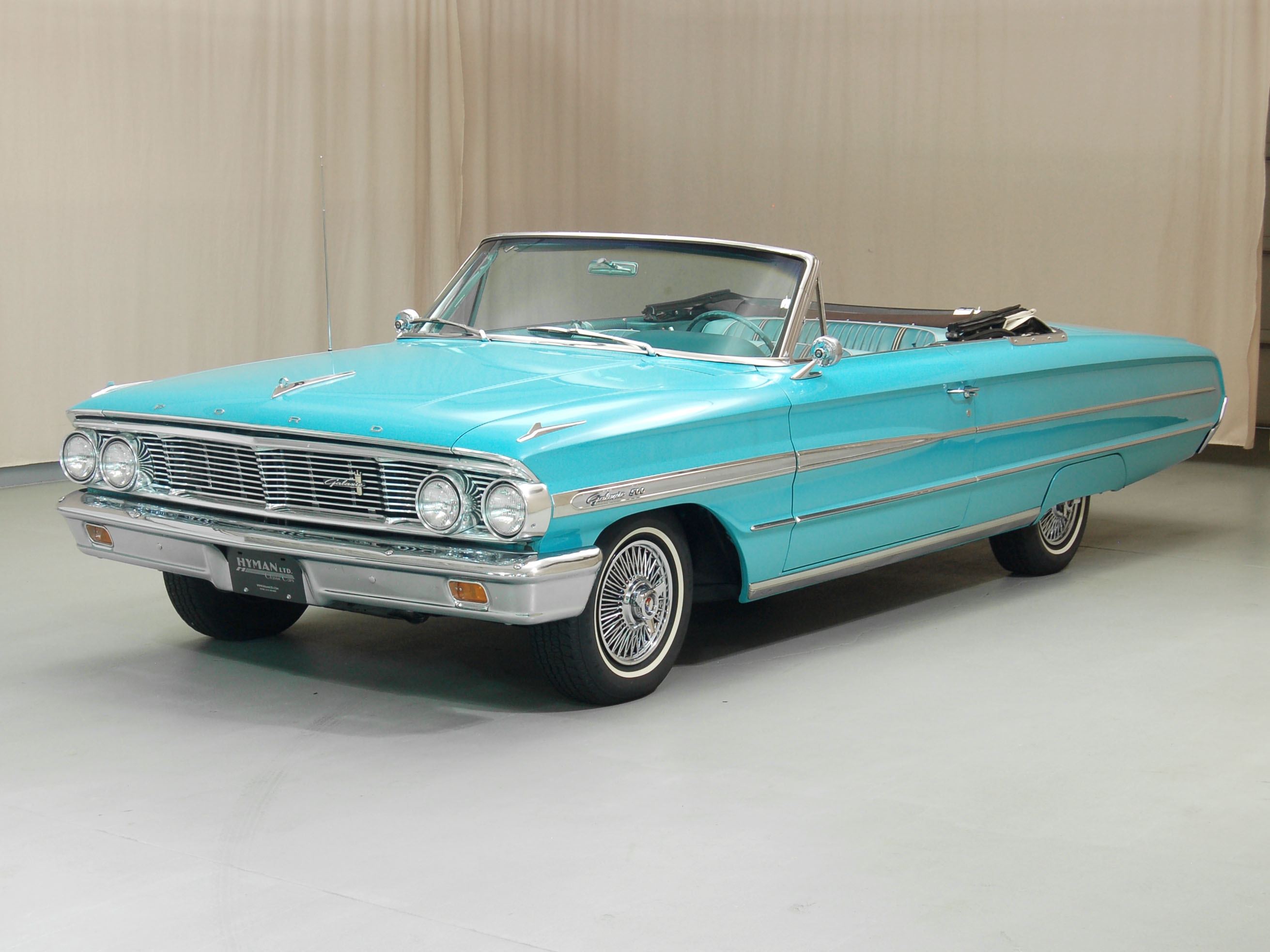 Photo of a 1962 Ford Galaxie 500
