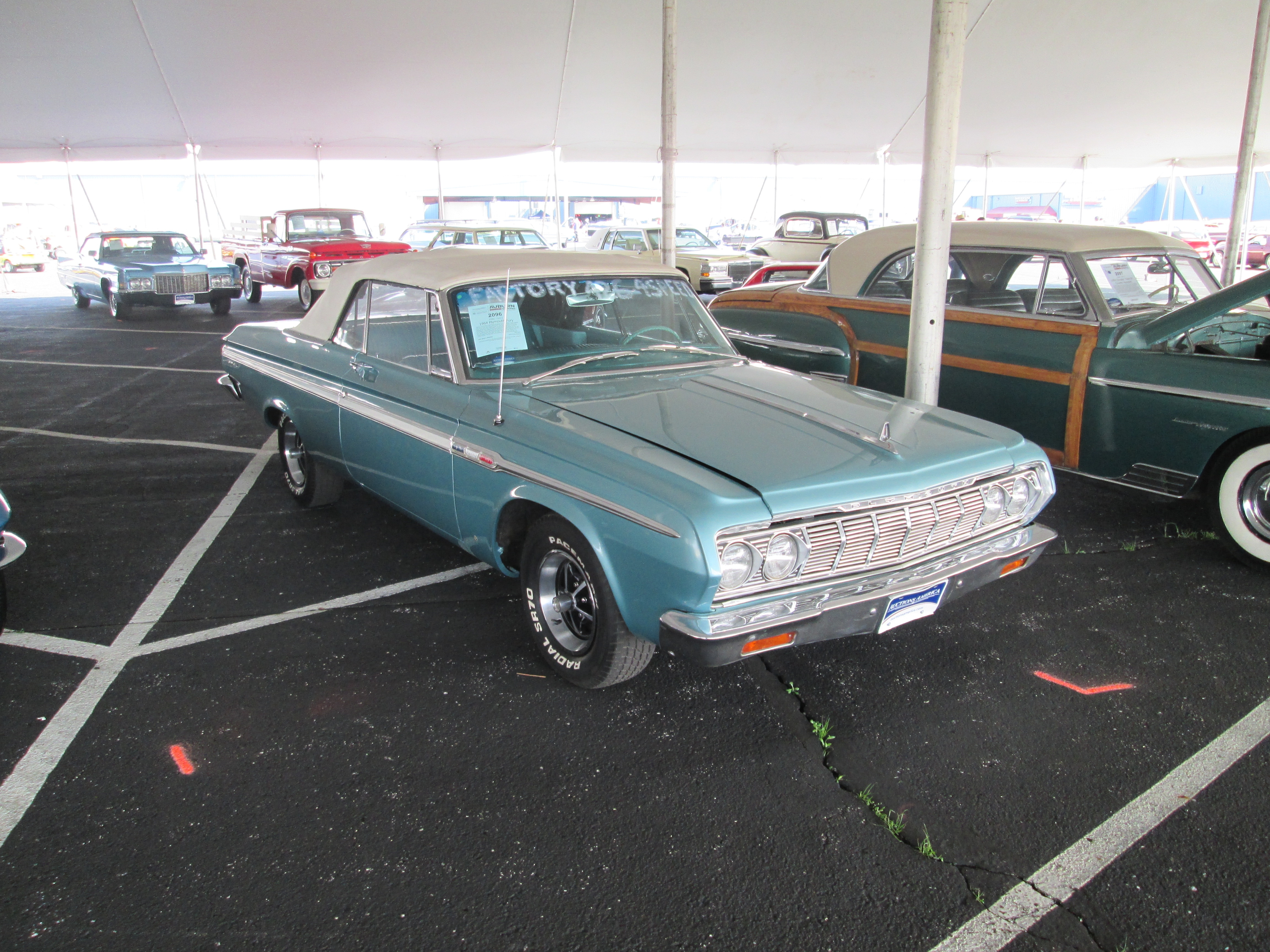 Photo of a 1964 Plymouth Fury