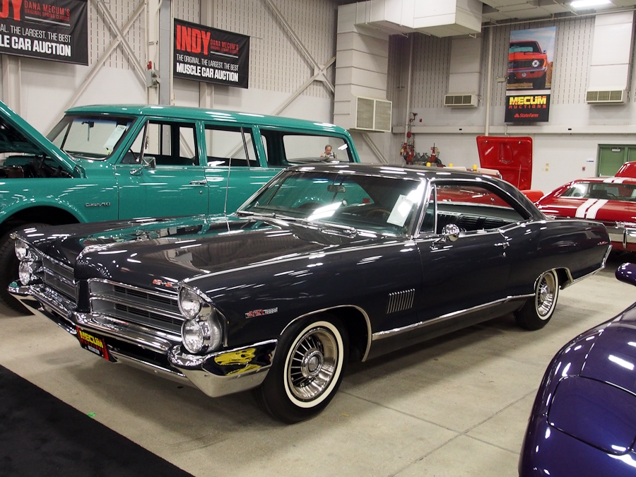 Photo of a 1965 Pontiac Catalina