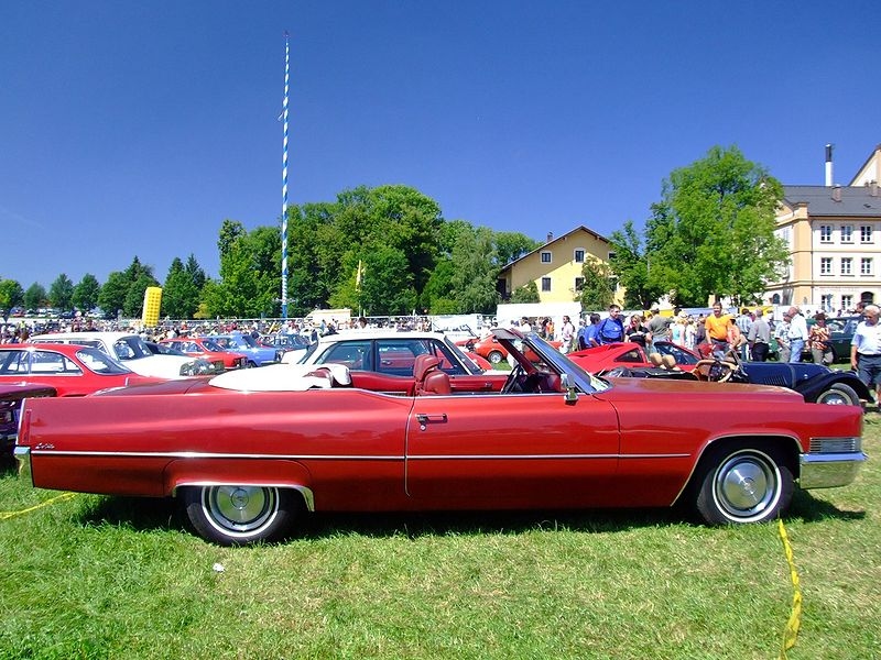 Photo of a 1966 Cadillac 300