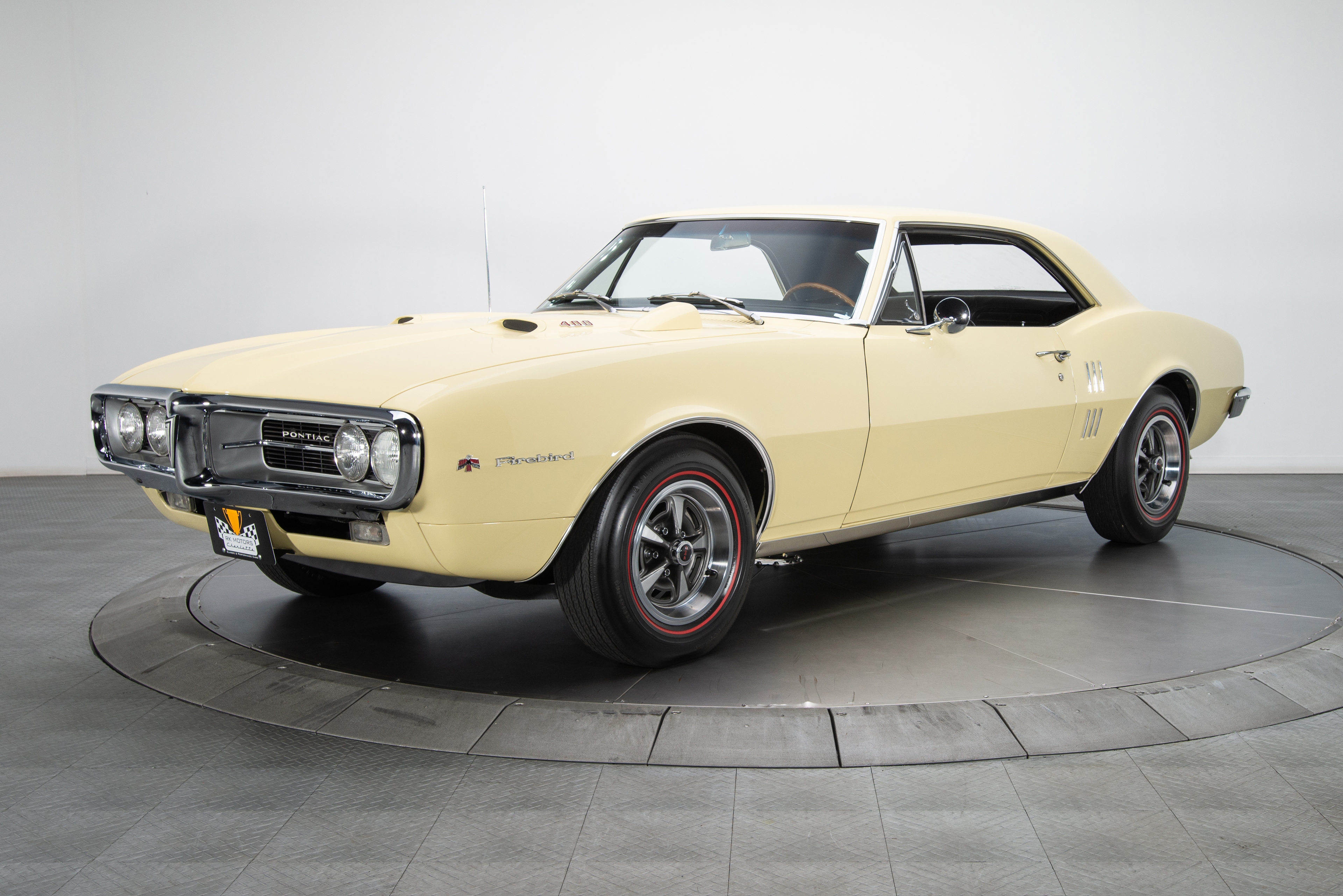 Photo of a 1968 Pontiac Firebird