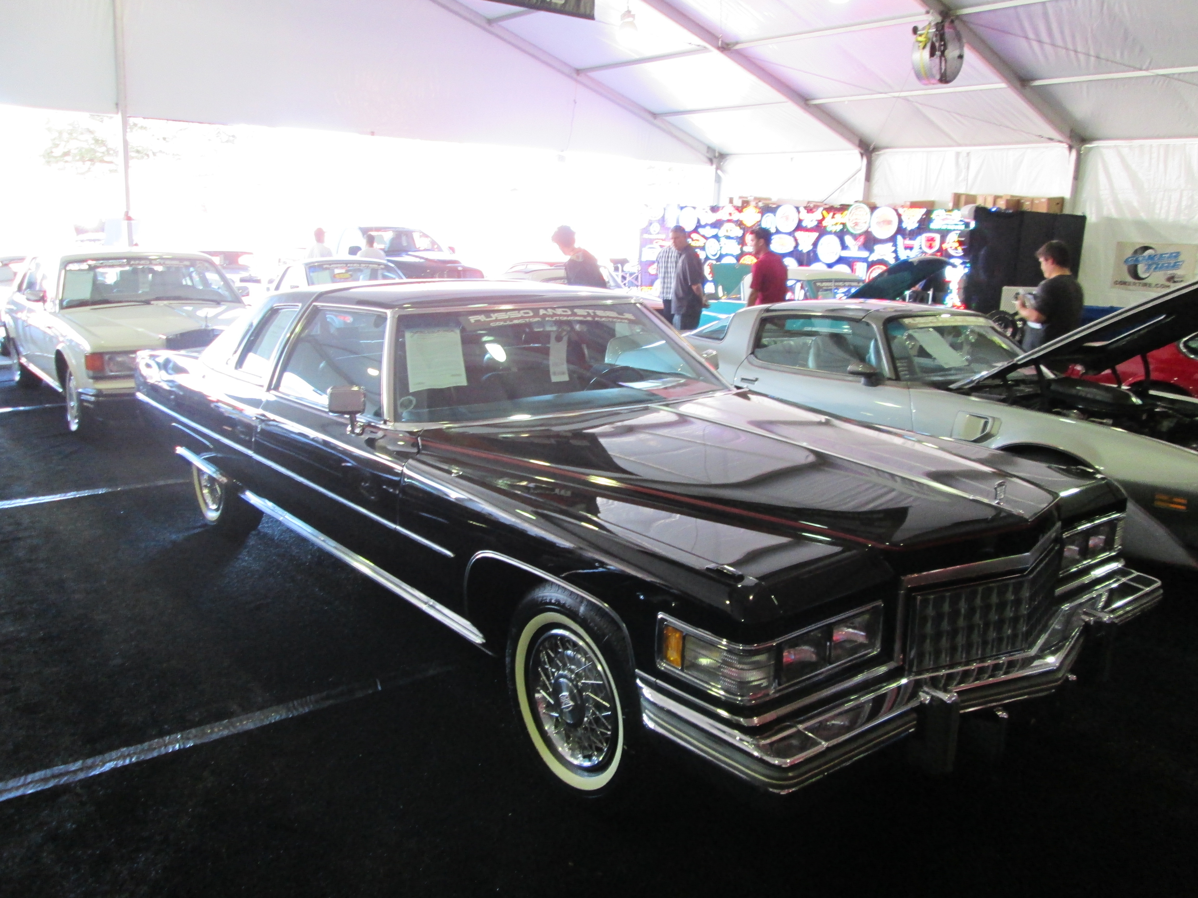 Photo of a 1971 Cadillac 300
