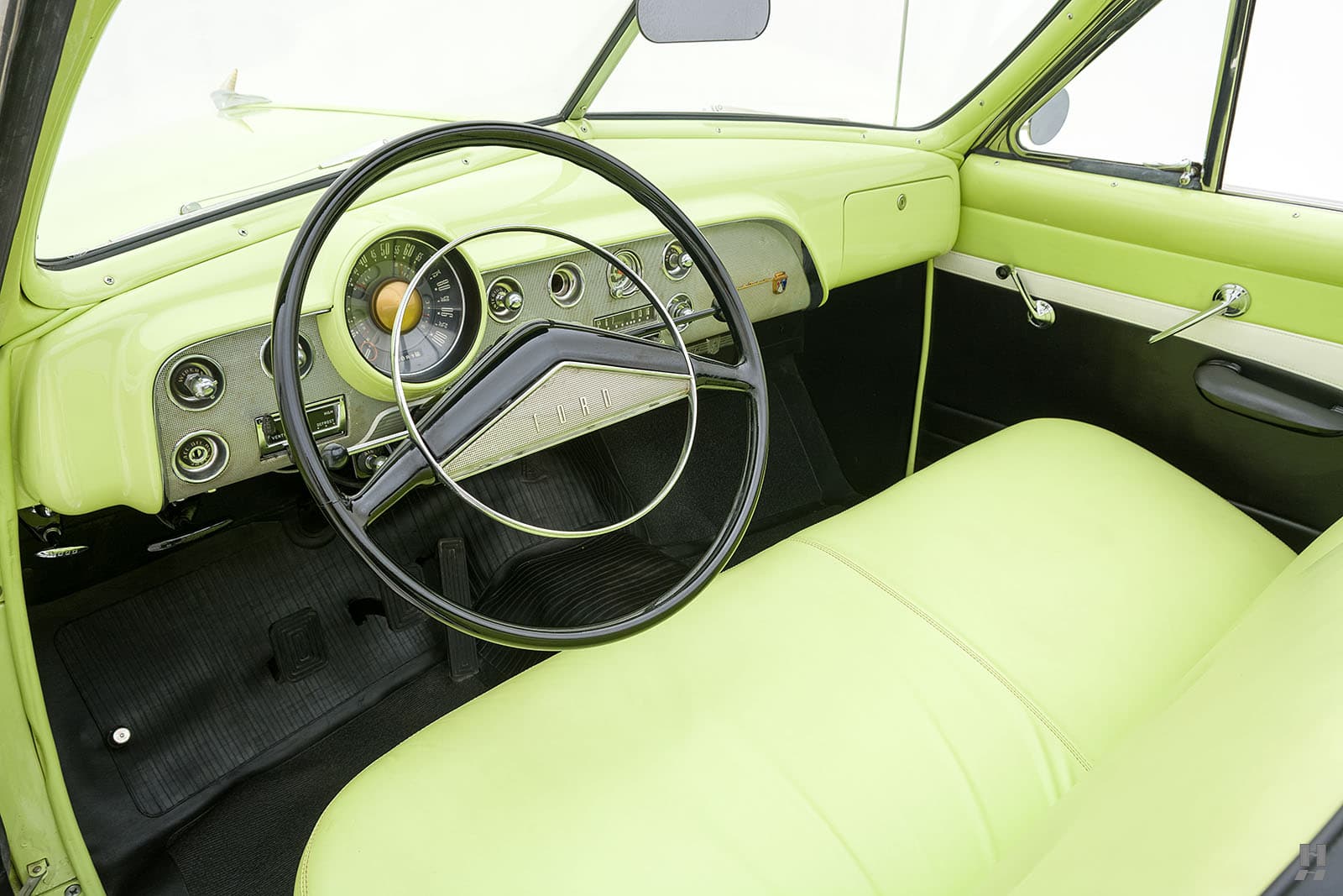 Photo of a 1950 Ford Custom