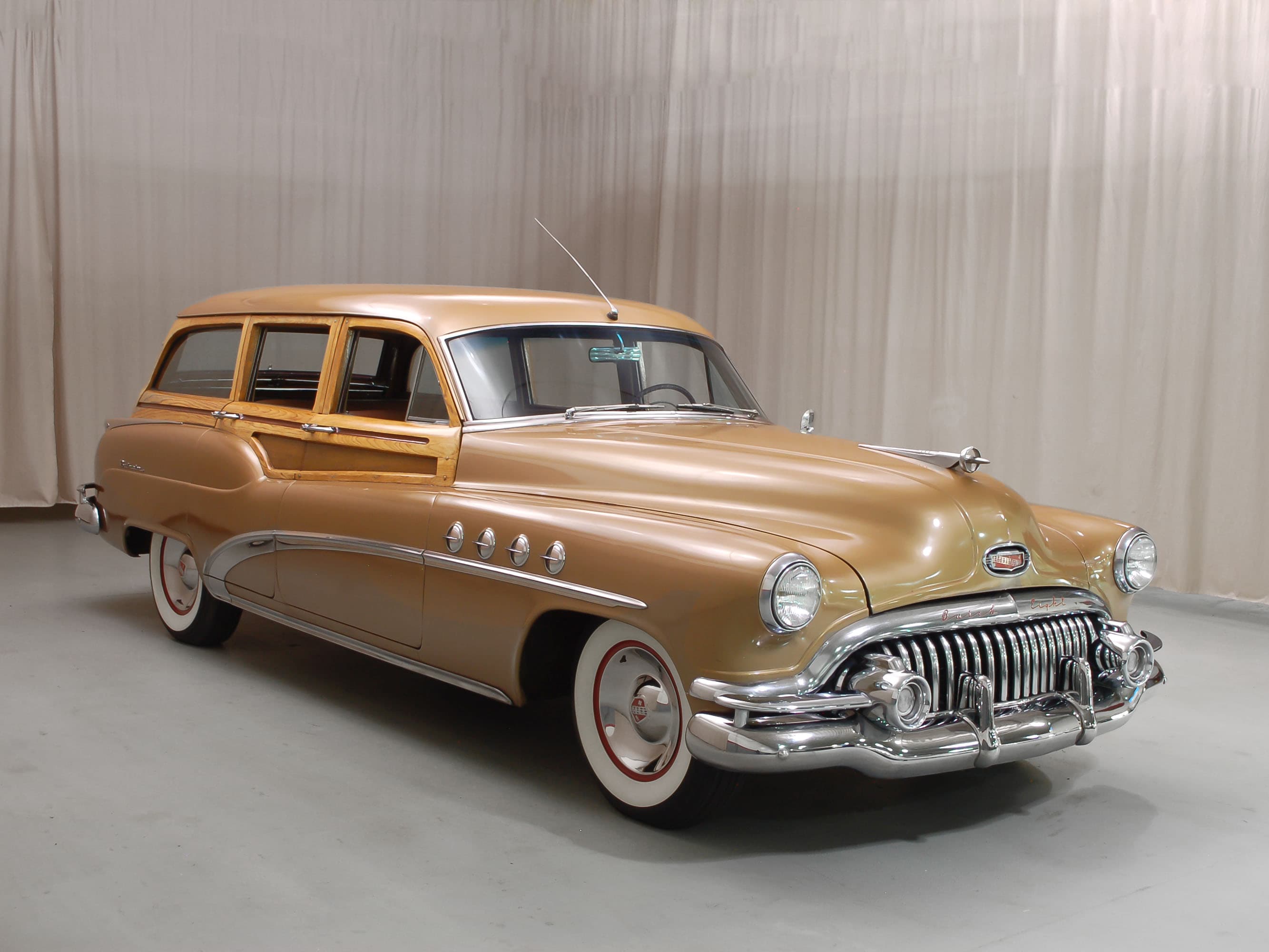 Photo of a 1953 Buick Roadmaster
