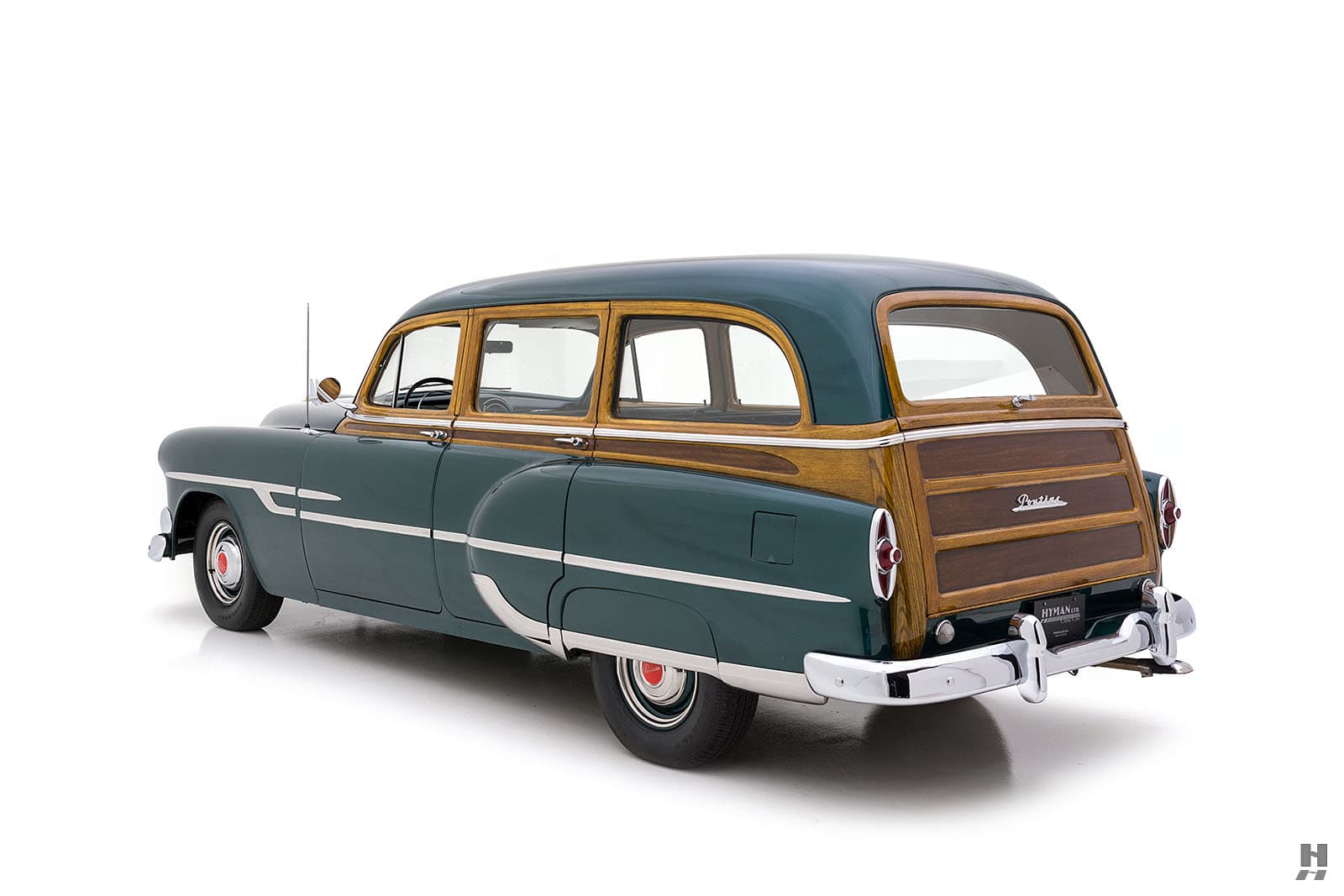 Photo of a 1953 Pontiac Chieftain