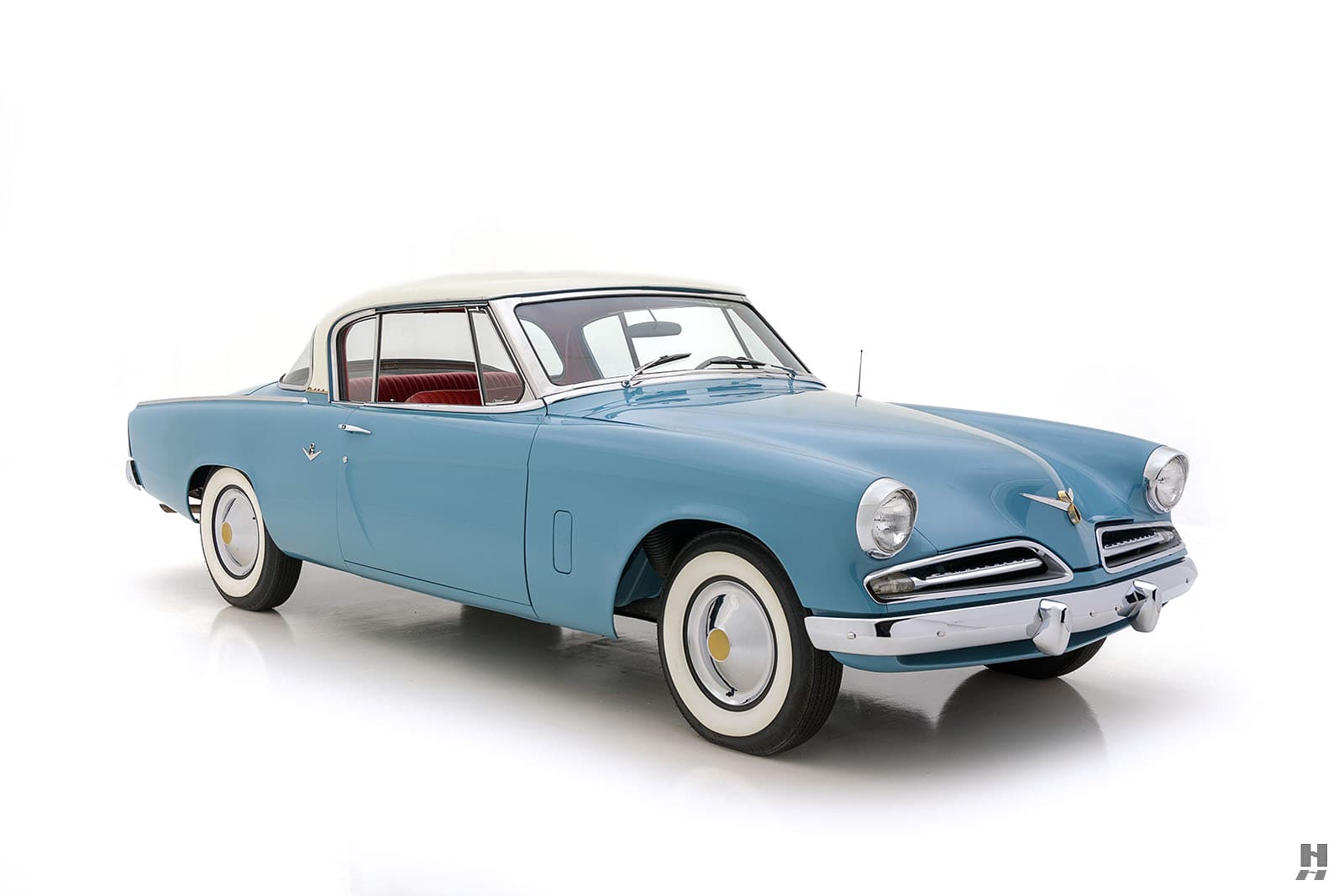 Photo of a 1953 Studebaker Commander