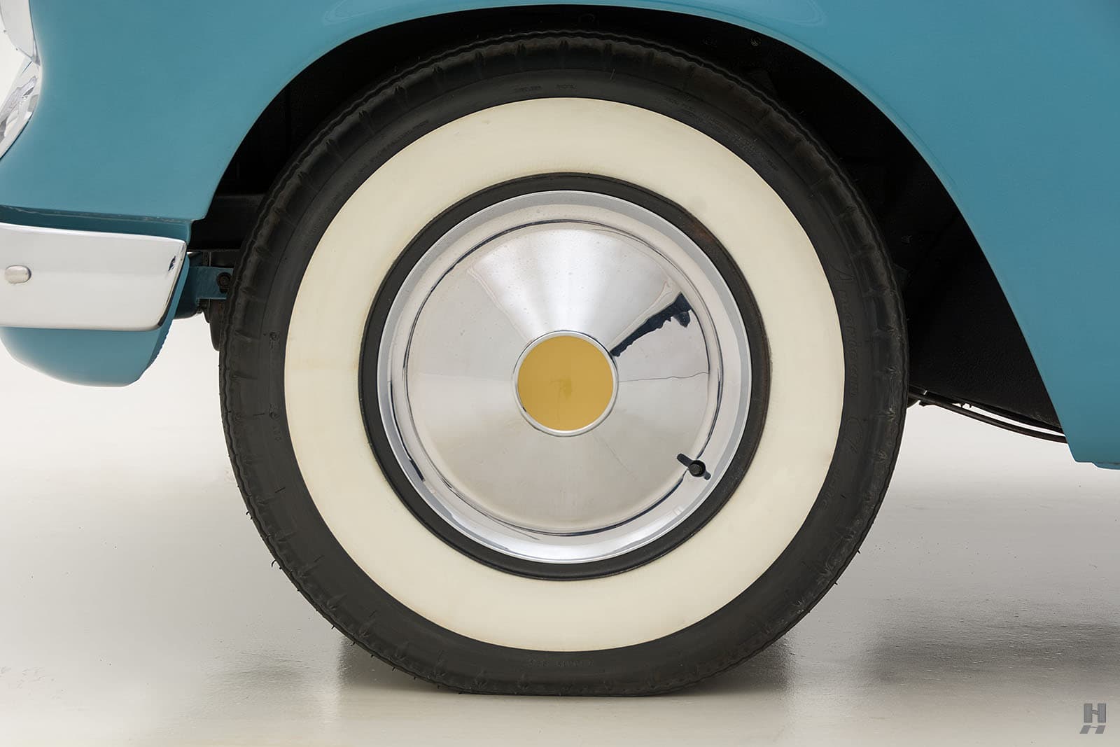 Photo of a 1953 Studebaker Commander