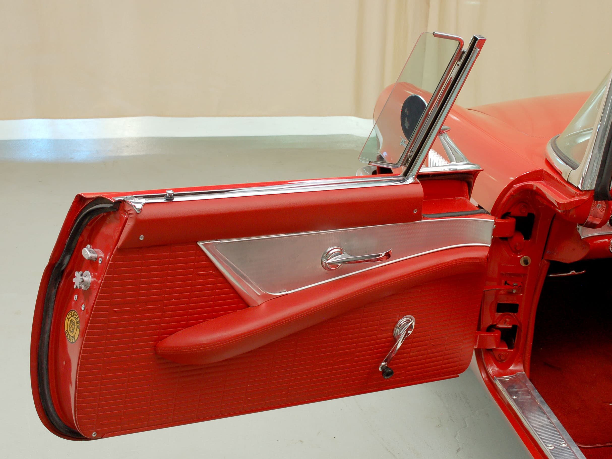 Photo of a 1955 Ford Thunderbird
