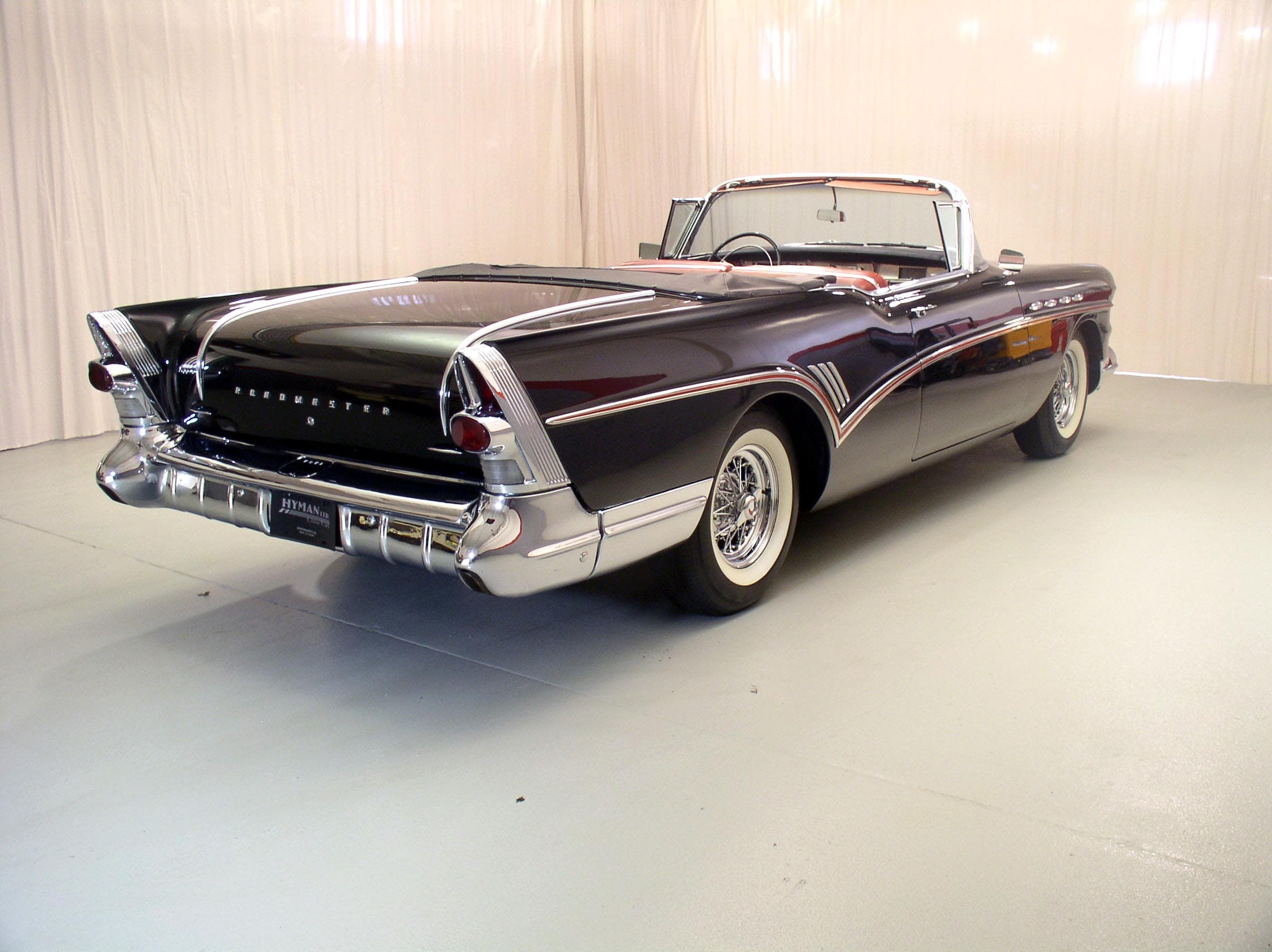 Photo of a 1957 Buick Roadmaster
