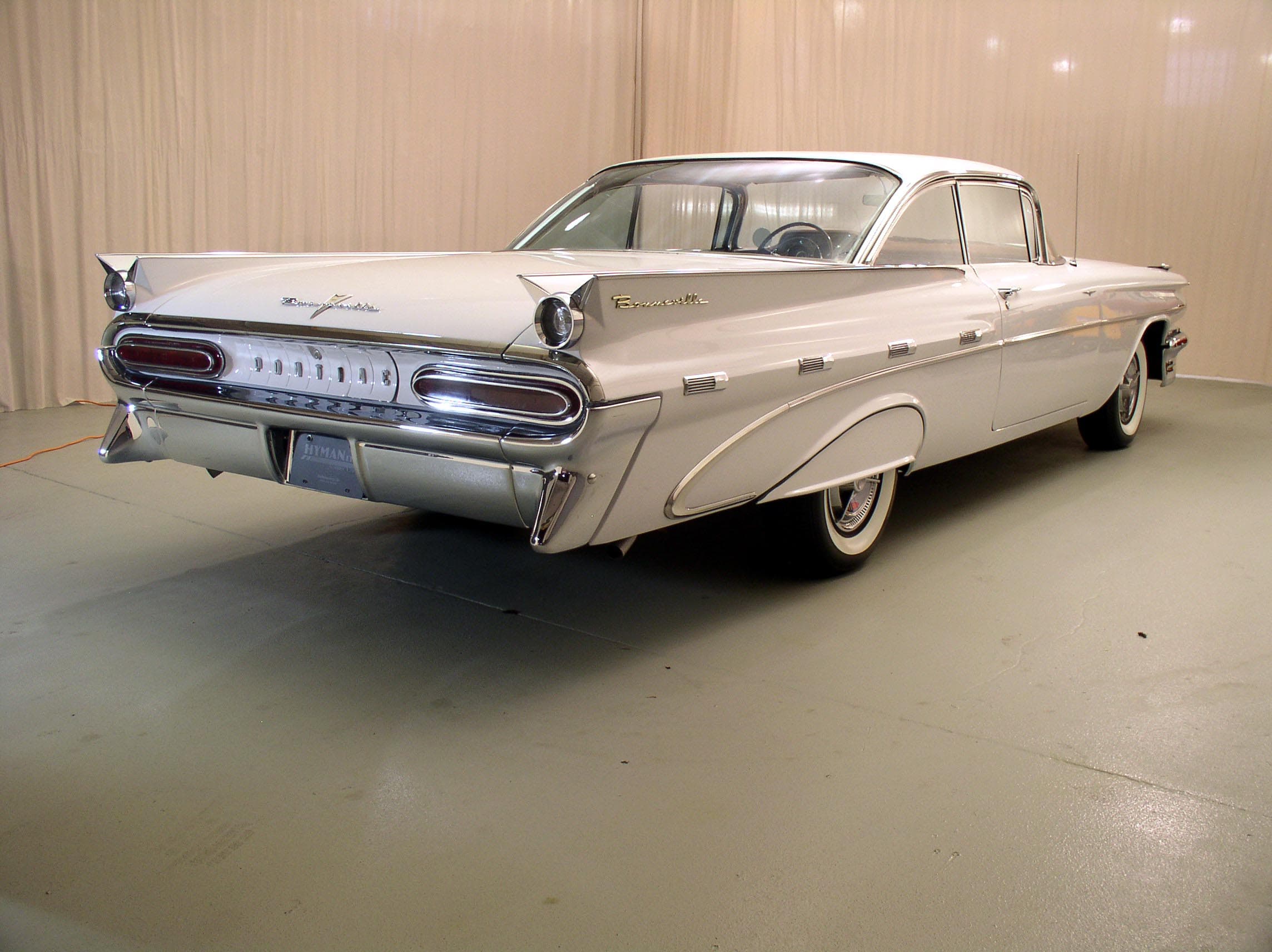 Photo of a 1959 Pontiac Bonneville