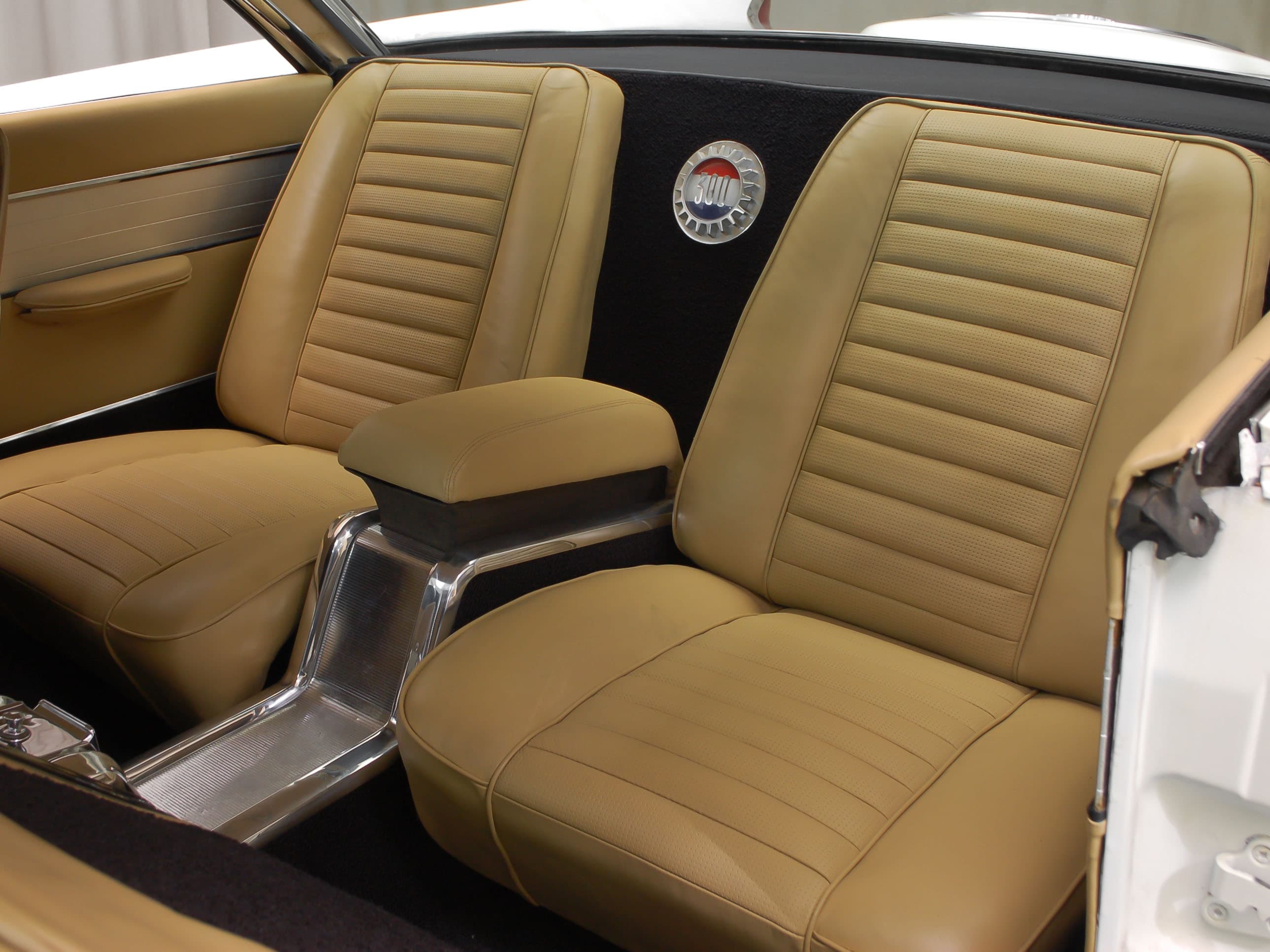 Photo of a 1960 Chrysler 300