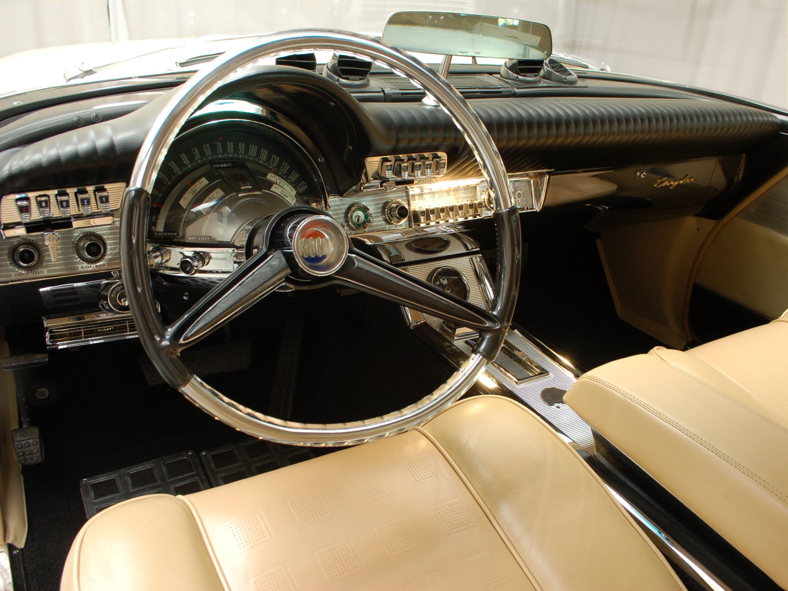 Photo of a 1961 Chrysler 300