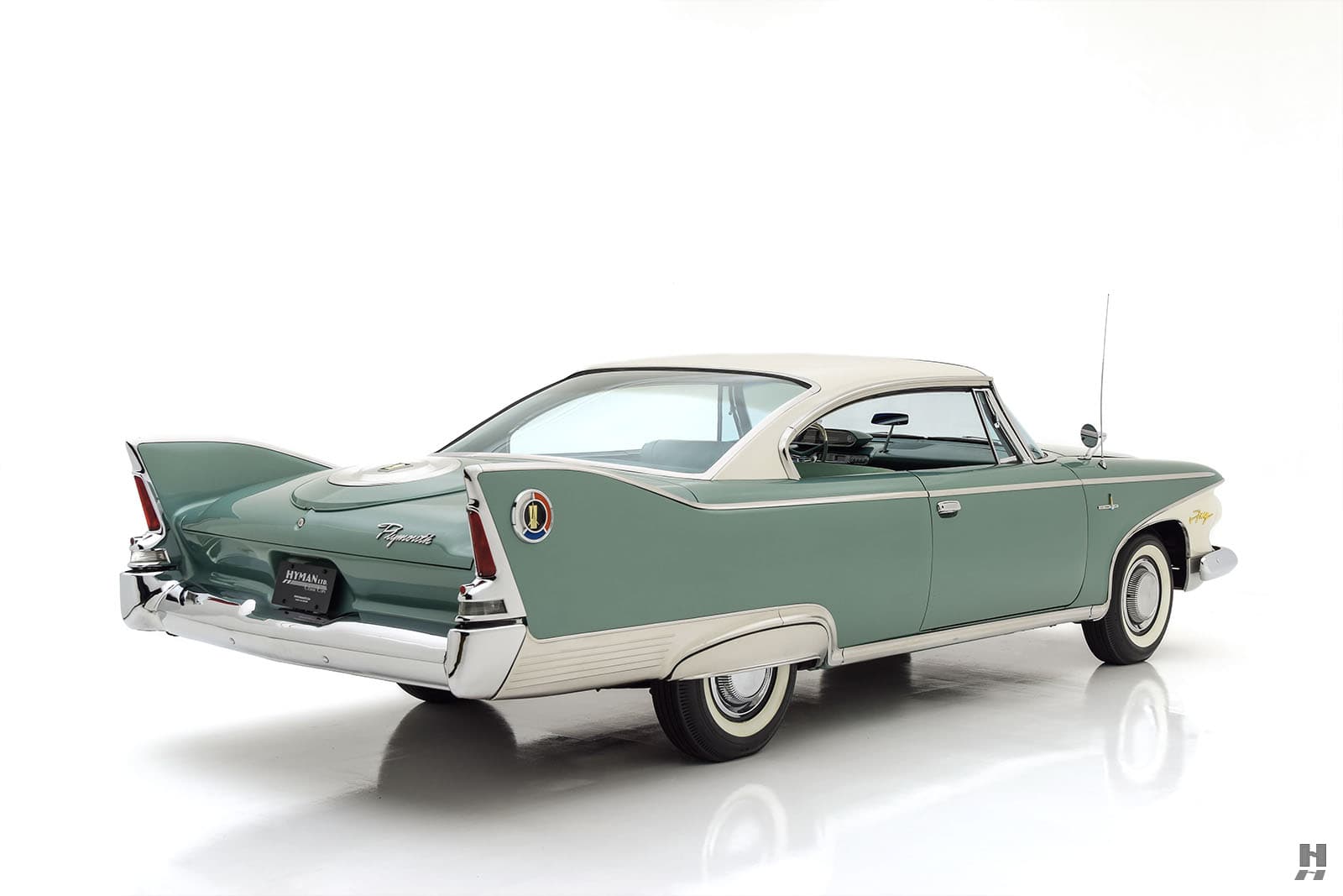 Photo of a 1961 Plymouth Fury