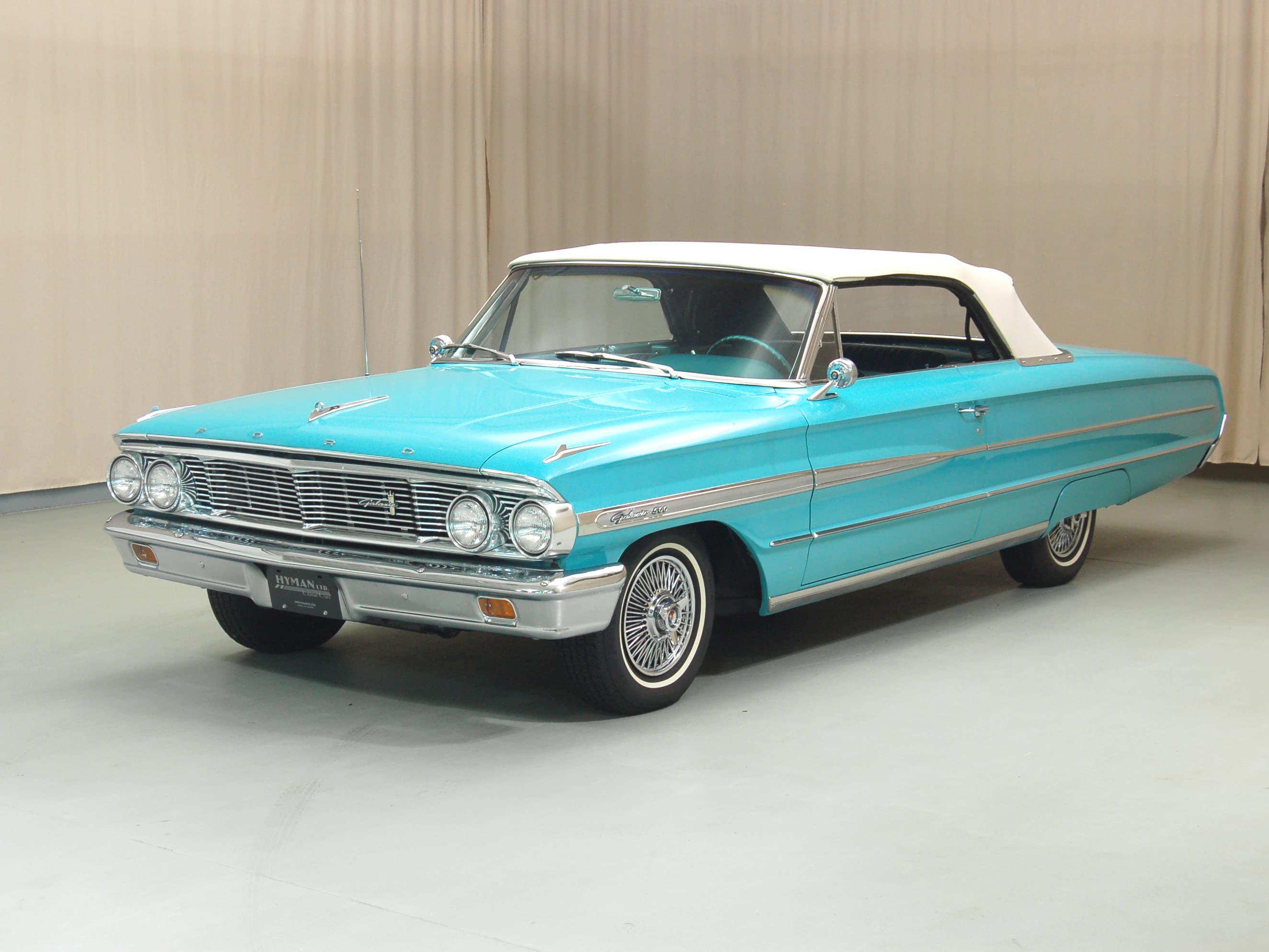 Photo of a 1962 Ford Galaxie 500