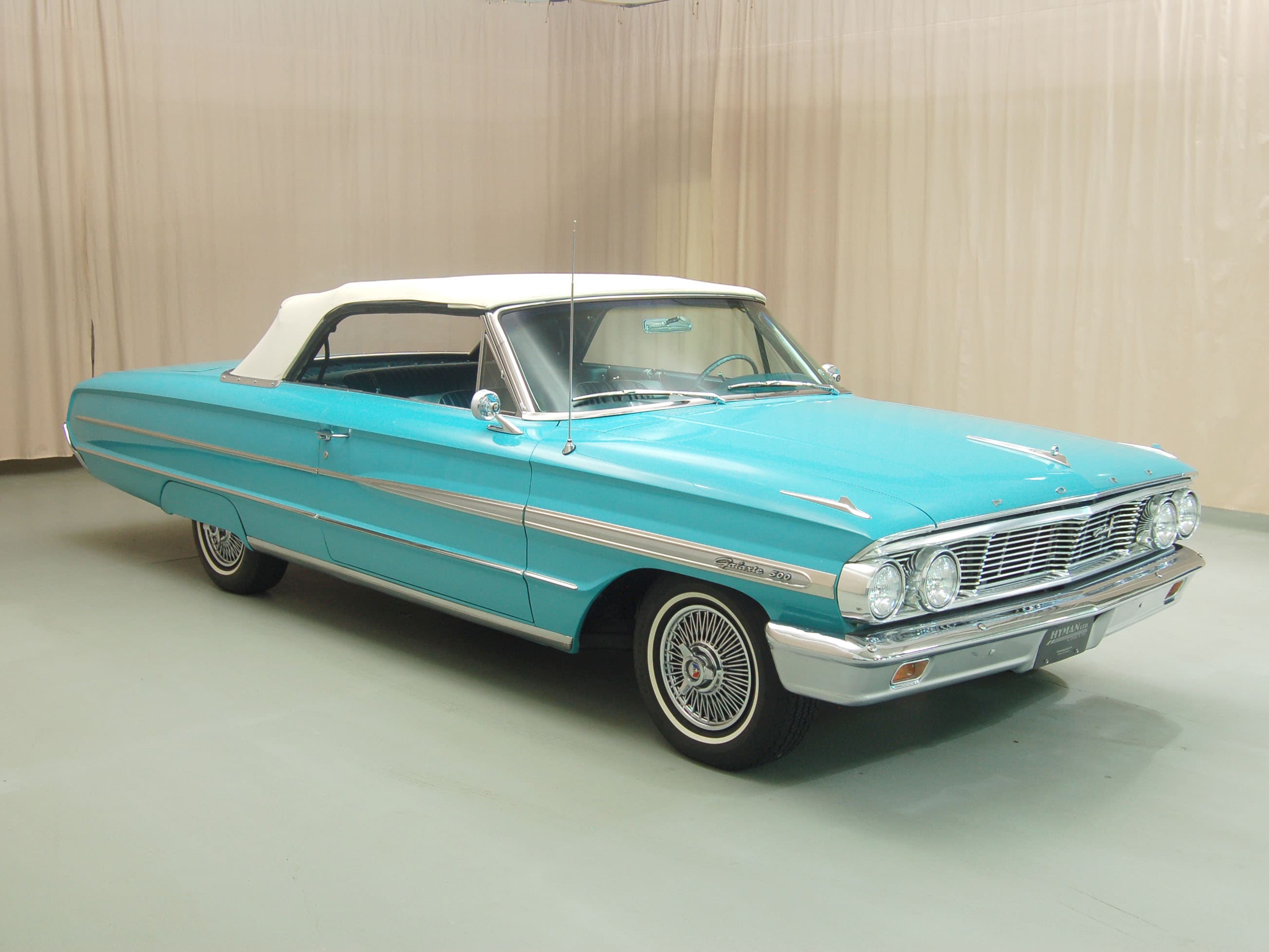 Photo of a 1962 Ford Galaxie 500