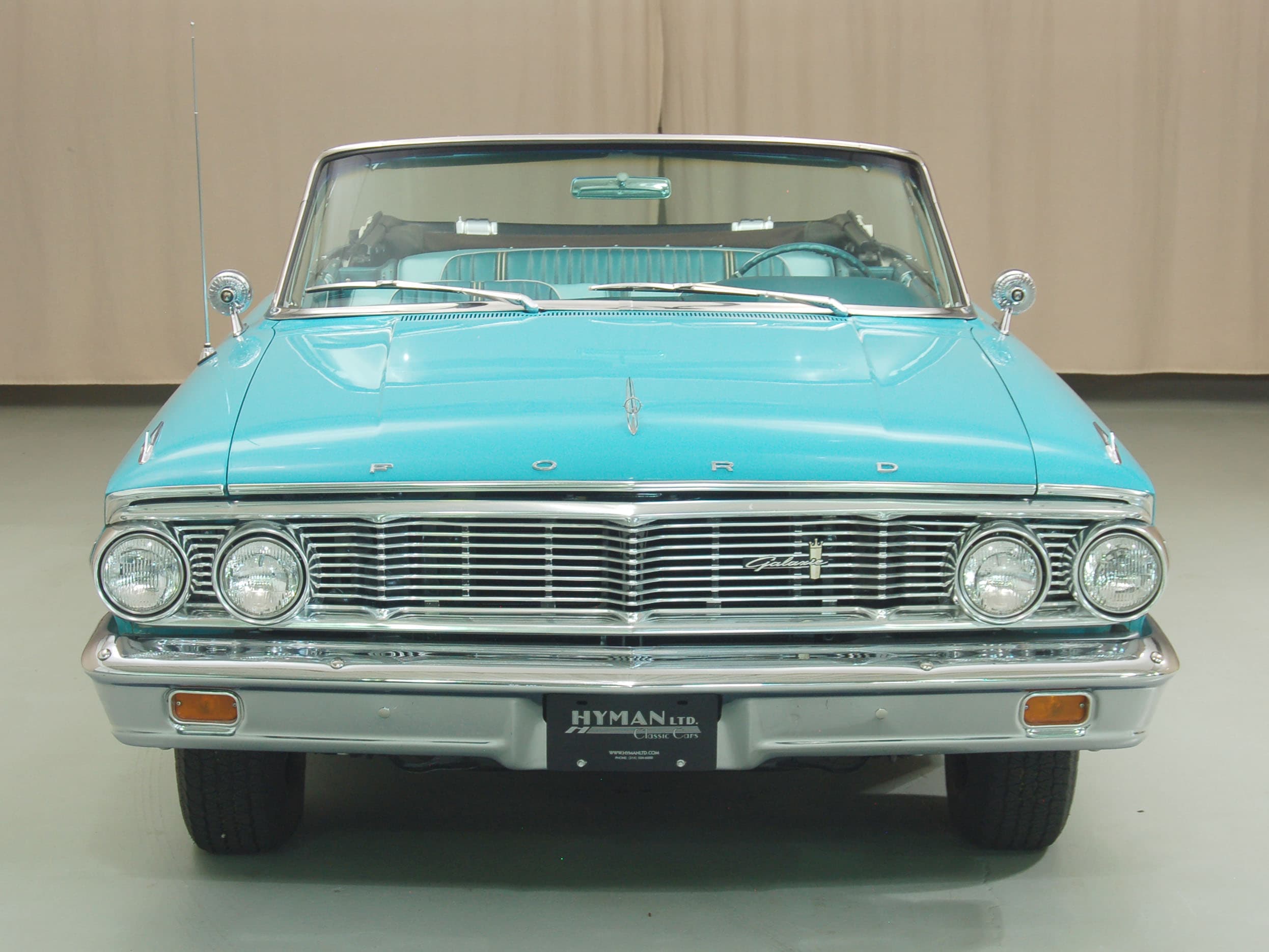 Photo of a 1964 Ford Galaxie 500