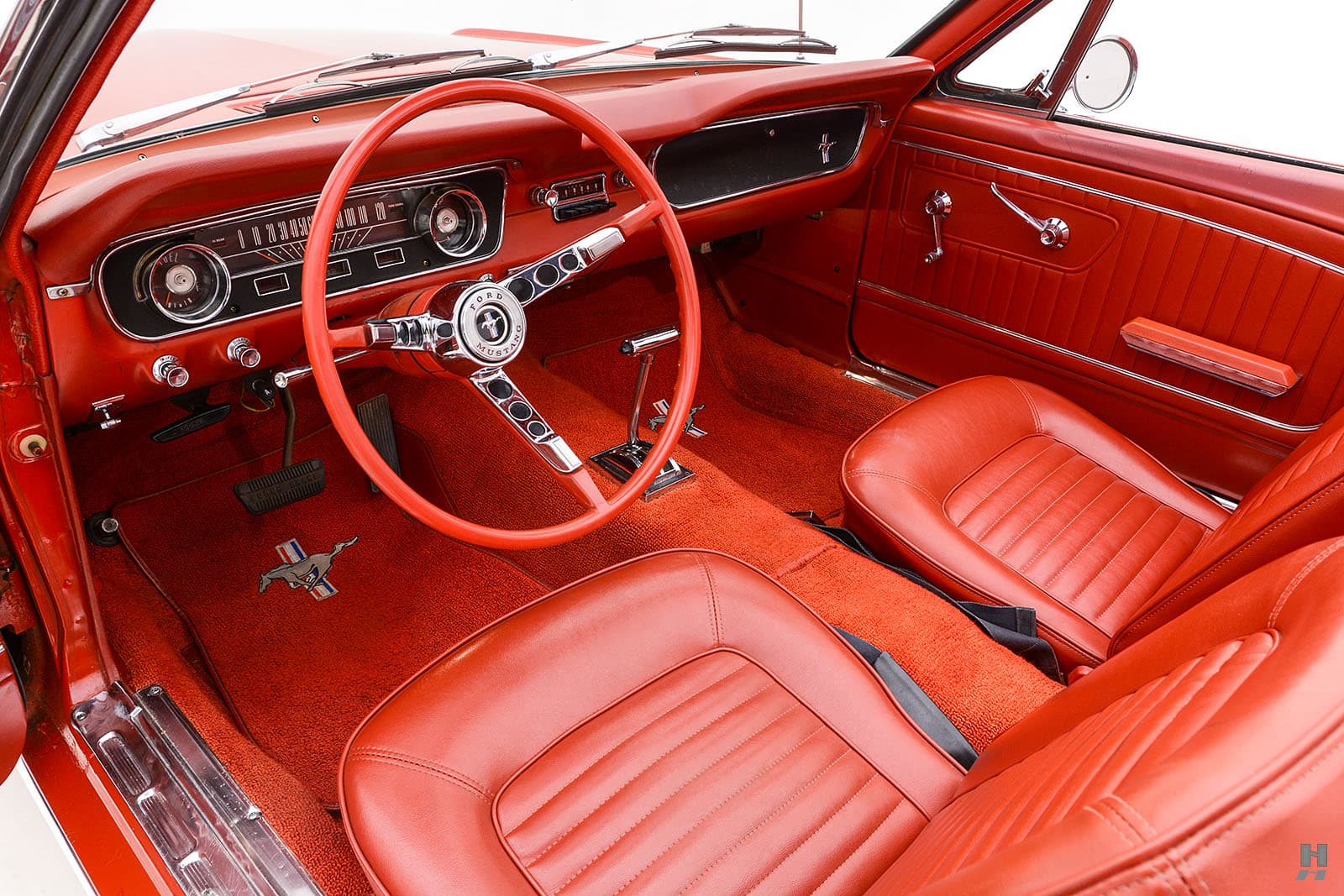 Photo of a 1965 Ford Mustang
