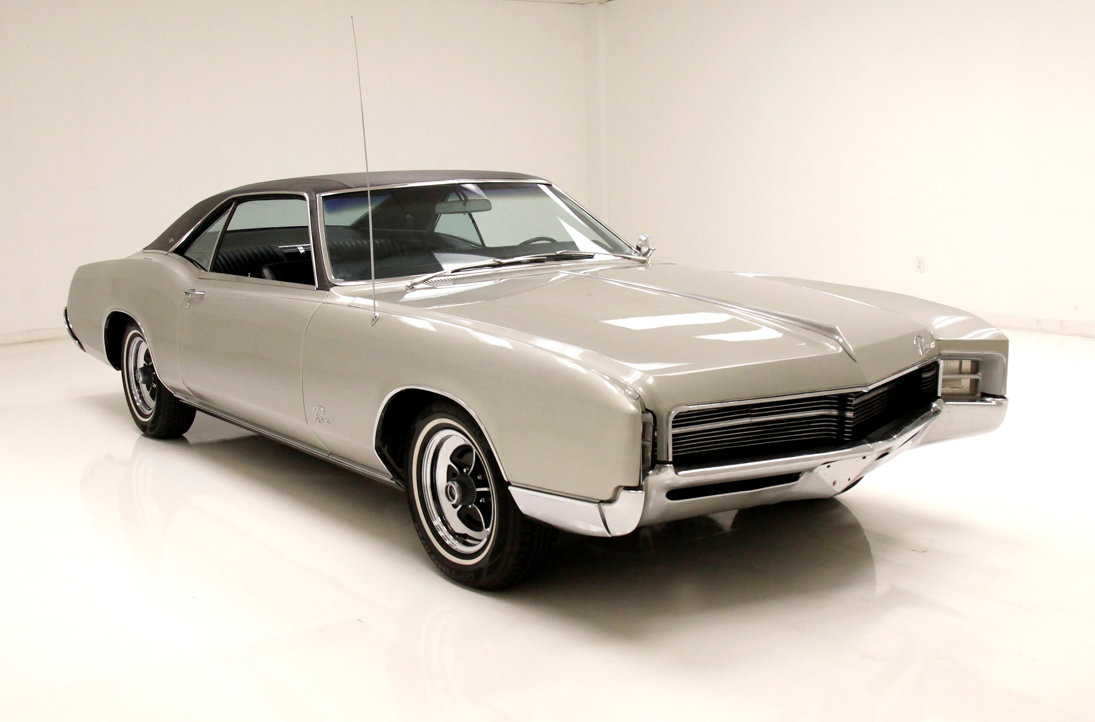 Photo of a 1966 Buick Riviera