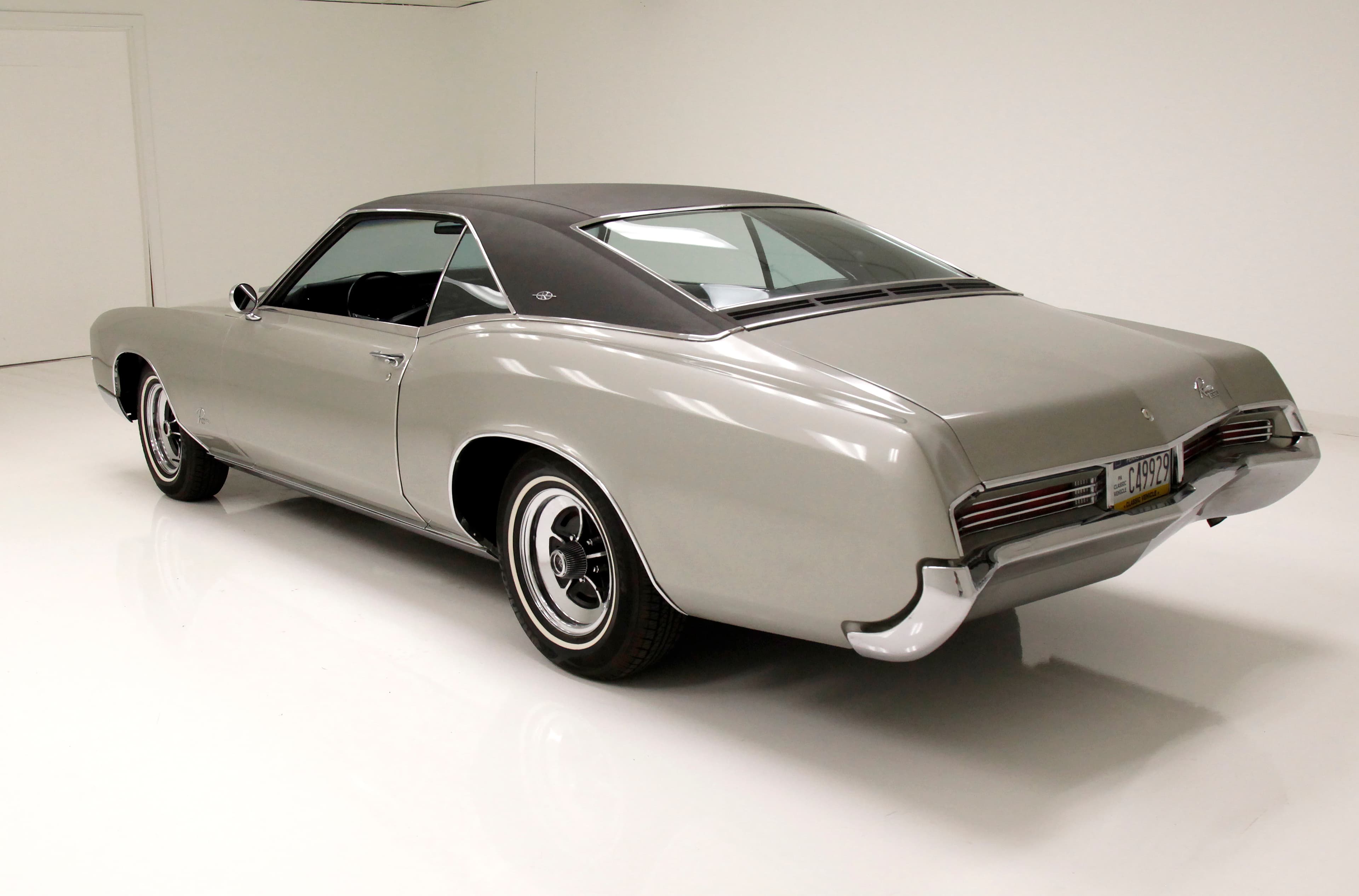 Photo of a 1966 Buick Riviera