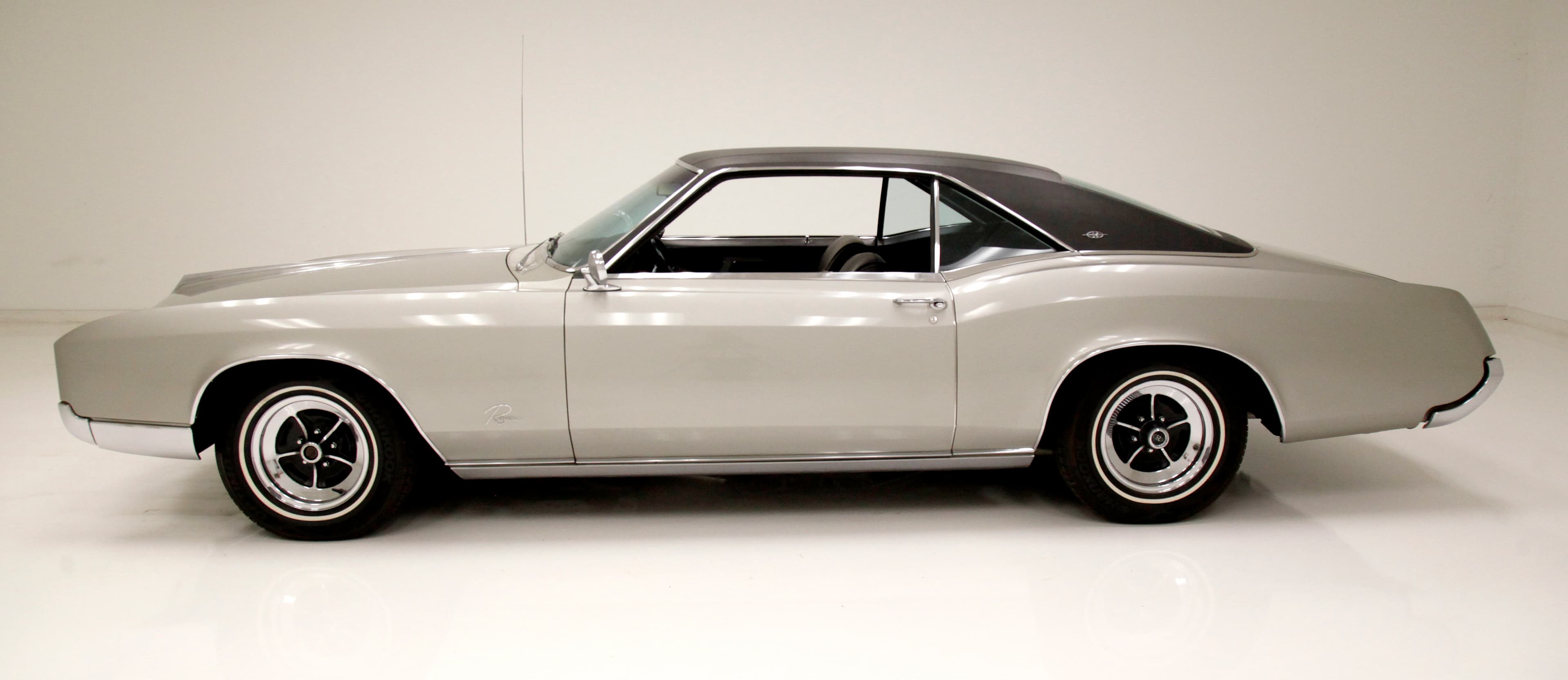 Photo of a 1966 Buick Riviera