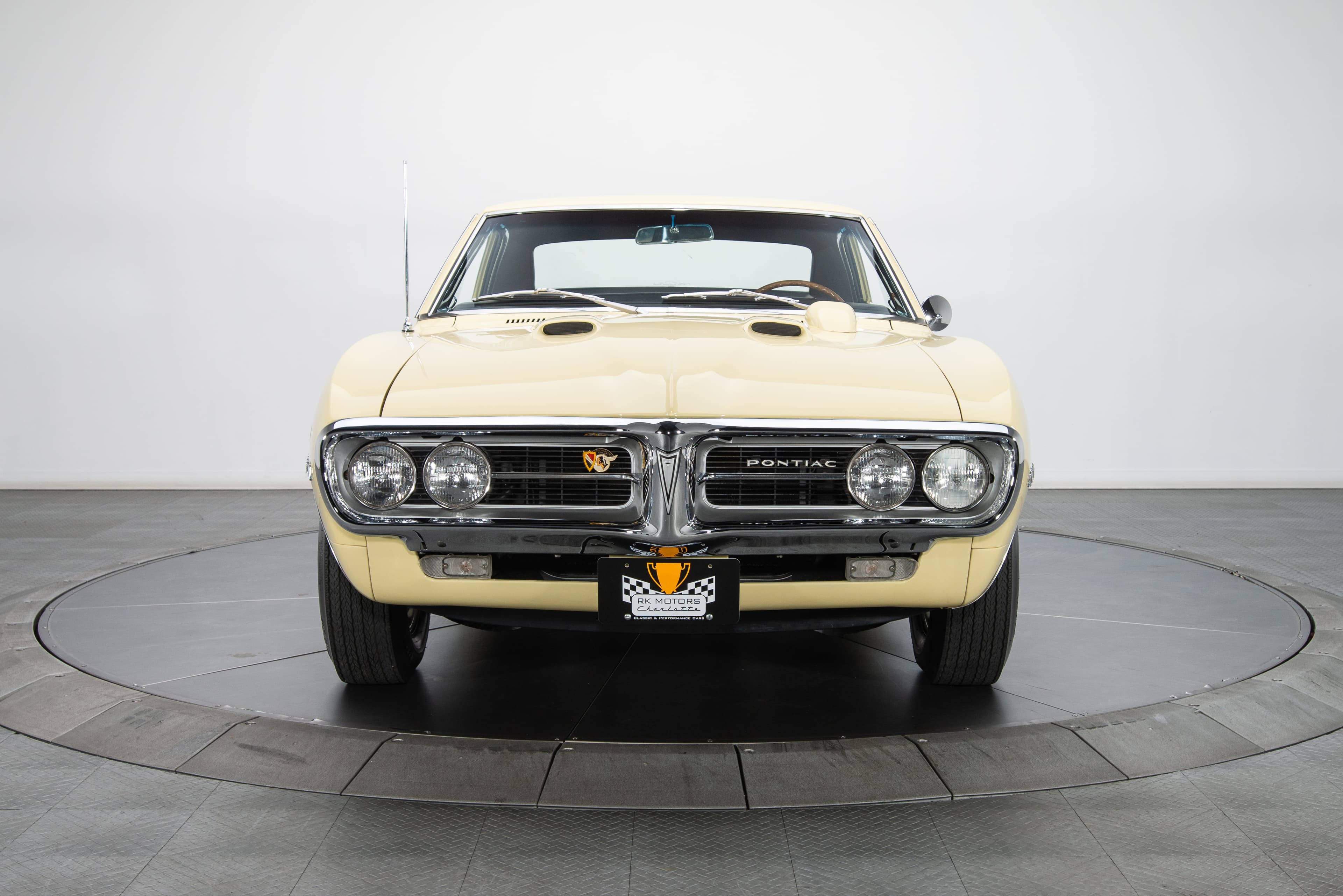 Photo of a 1968 Pontiac Firebird