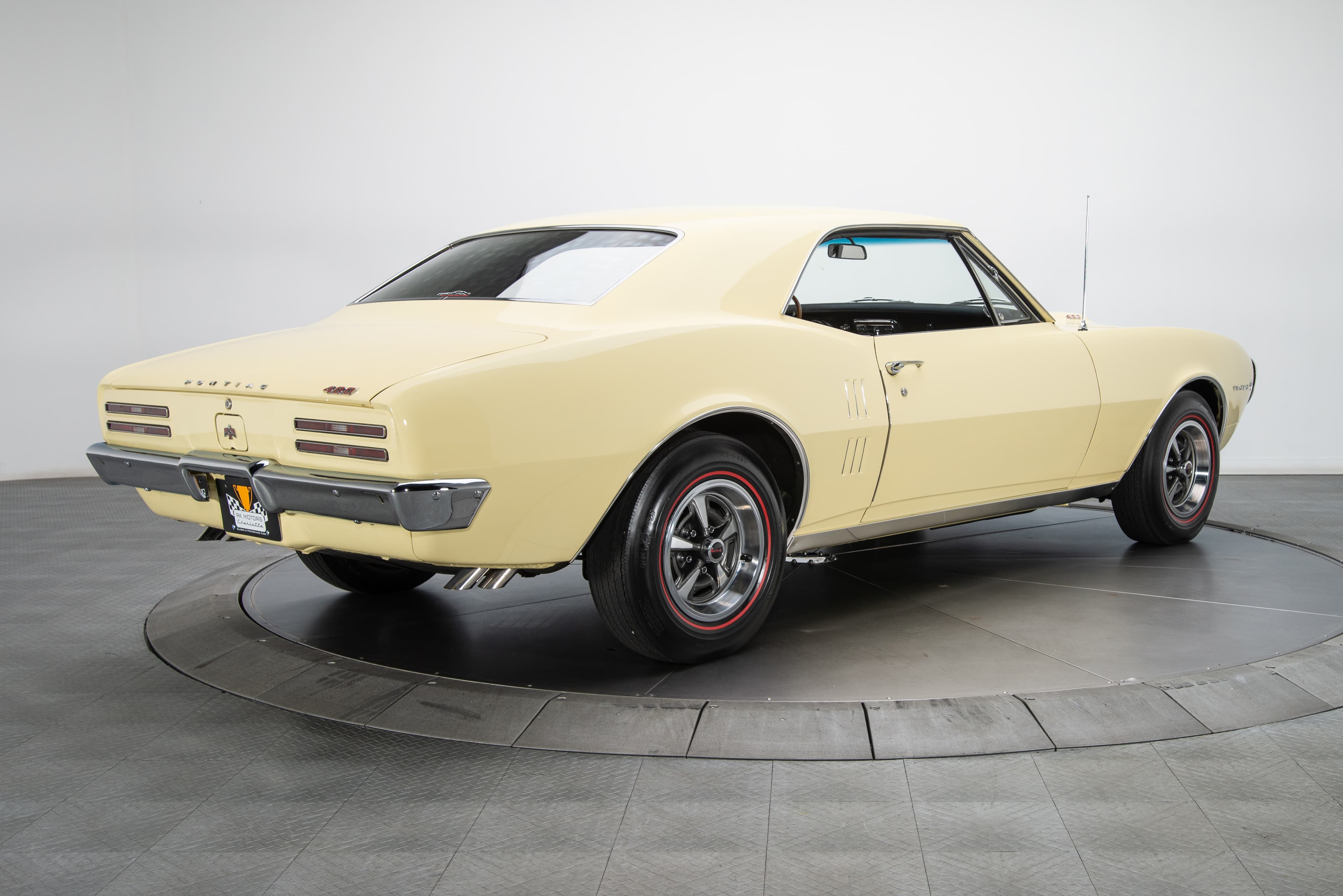 Photo of a 1968 Pontiac Firebird