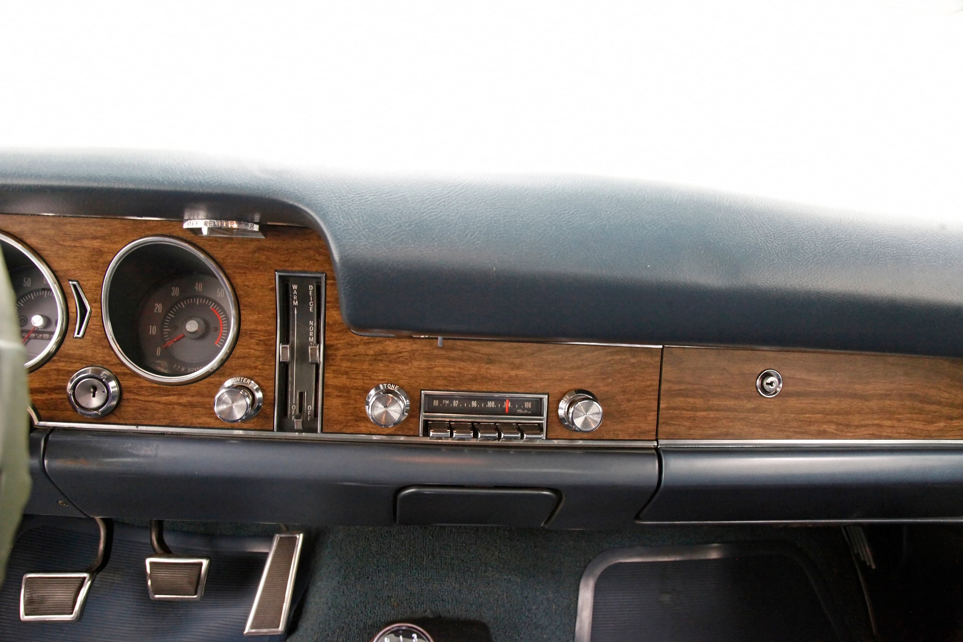 Photo of a 1971 Pontiac 200