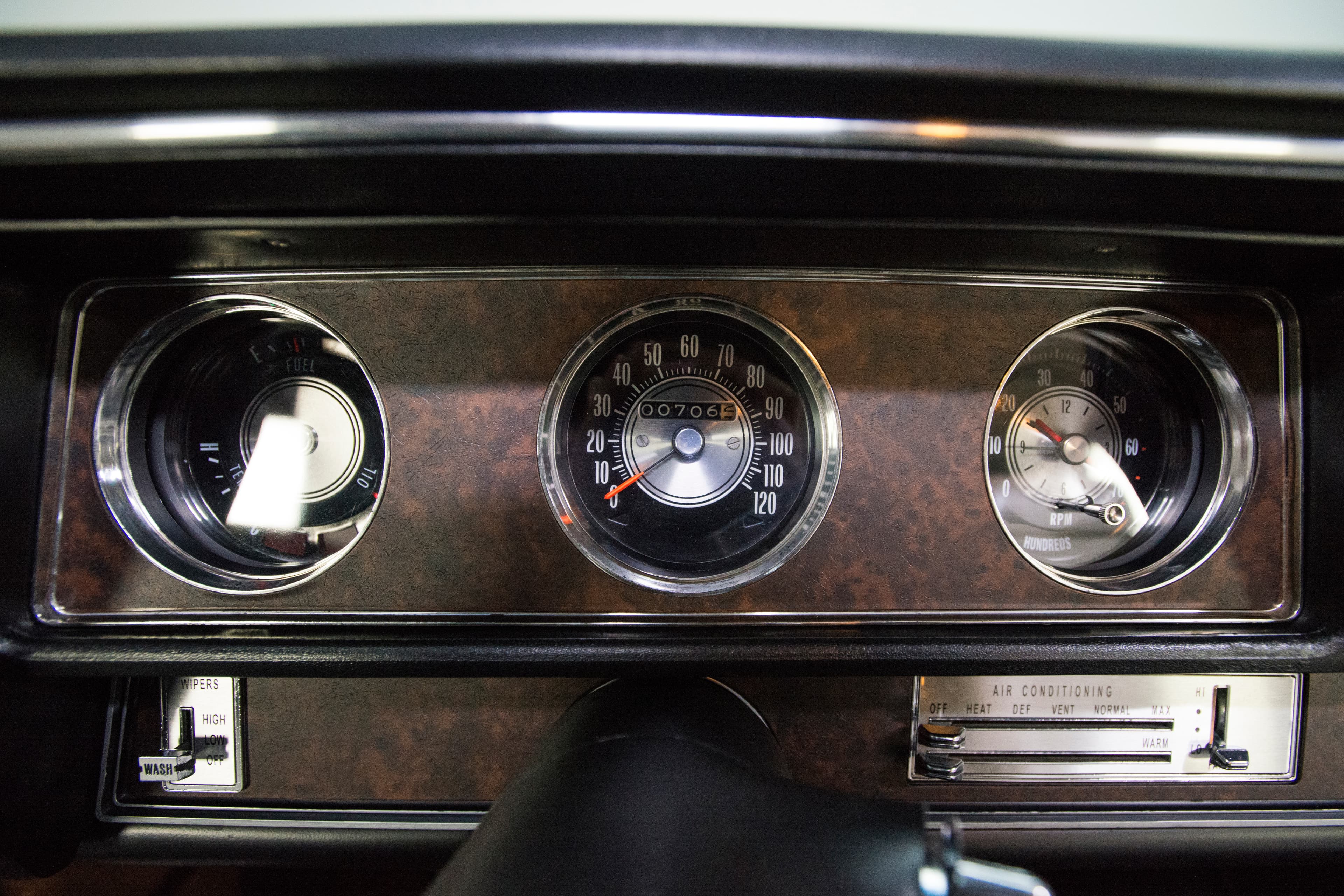 Photo of a 1972 Oldsmobile Cutlass