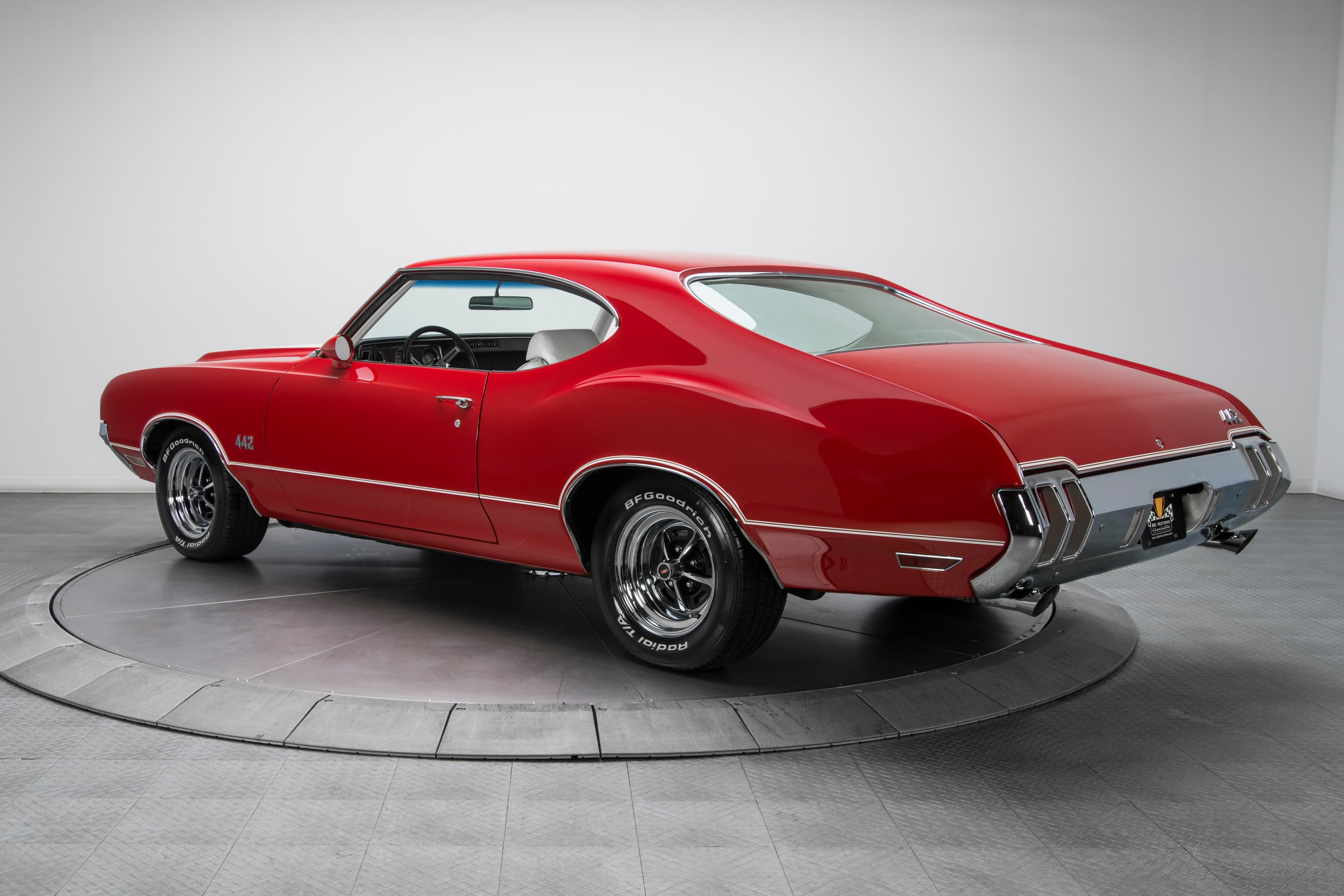 Photo of a 1972 Oldsmobile Cutlass
