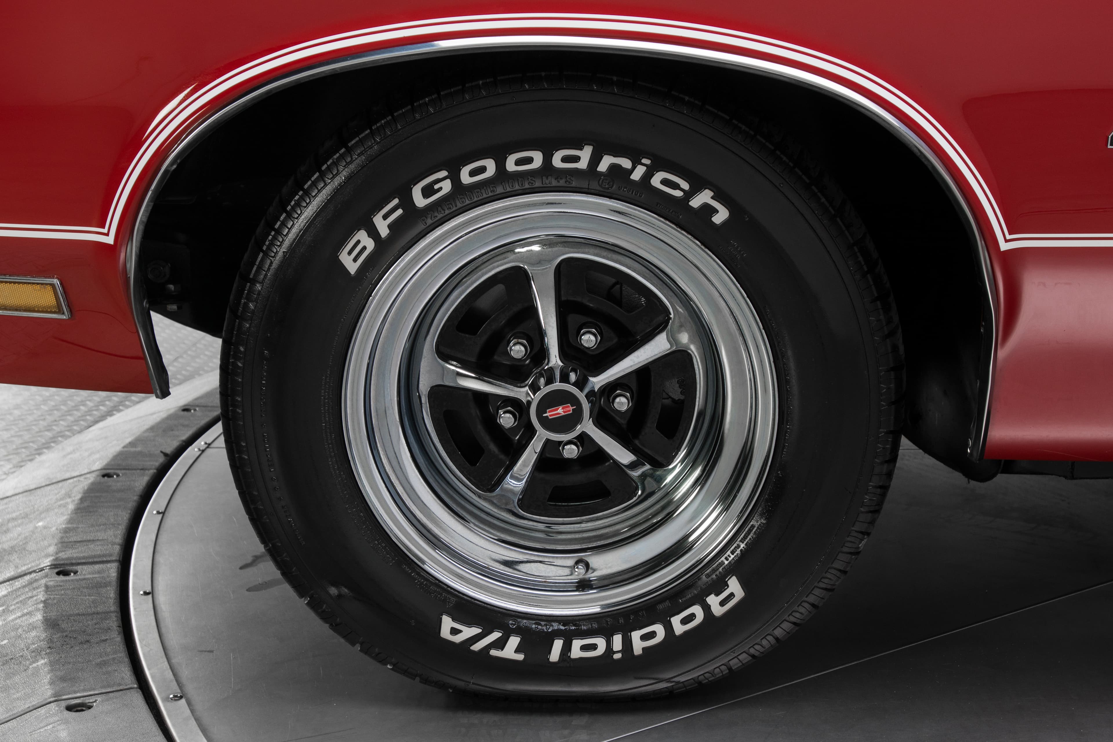 Photo of a 1972 Oldsmobile Cutlass