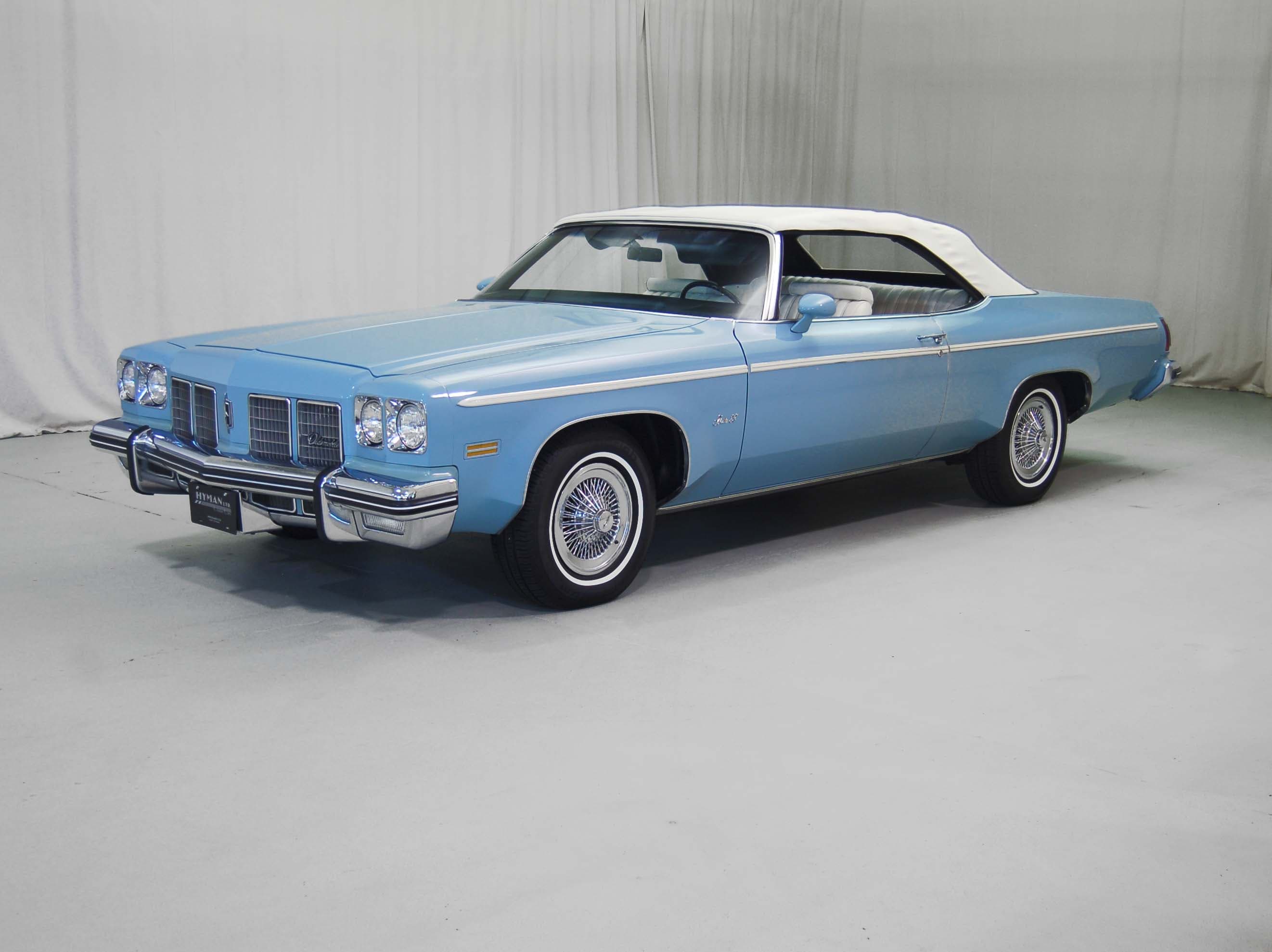 Photo of a 1973 Oldsmobile Delta 88