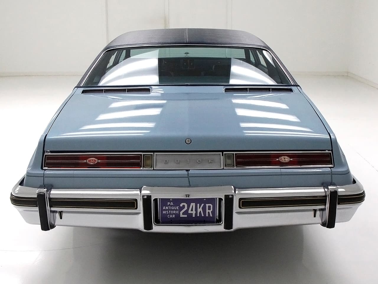 Photo of a 1974 Buick Riviera
