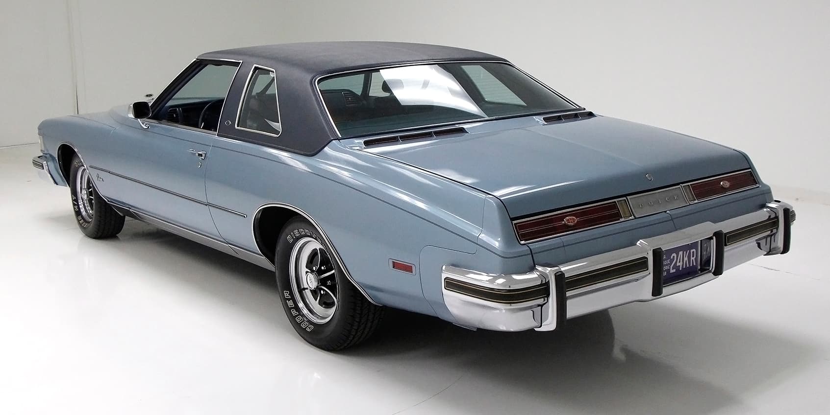 Photo of a 1974 Buick Riviera