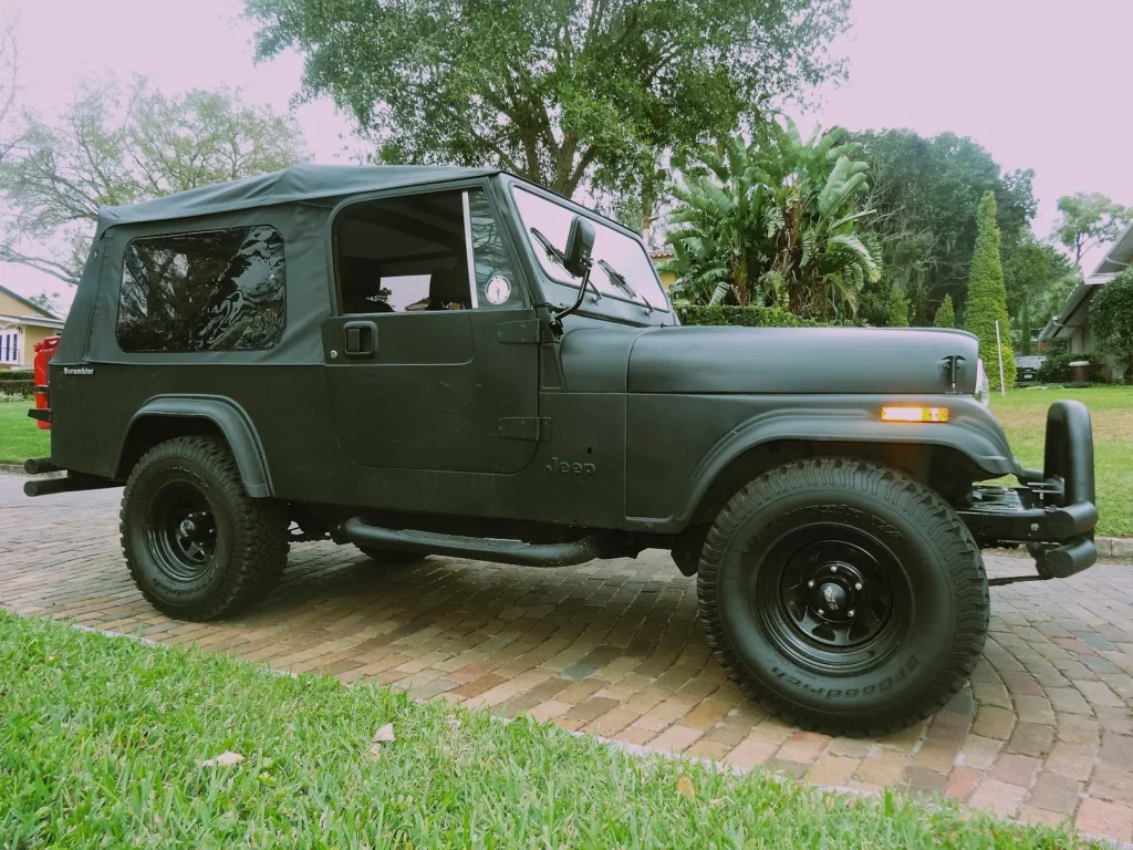 1981 Jeep CJ 8 Scrambler 2