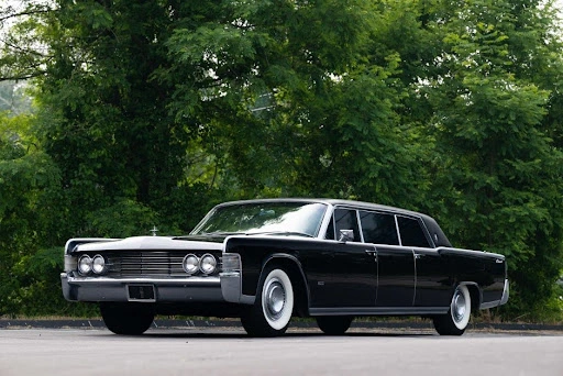 1965 Lincoln Continental Executive Limousine by Lehmann-Peterson