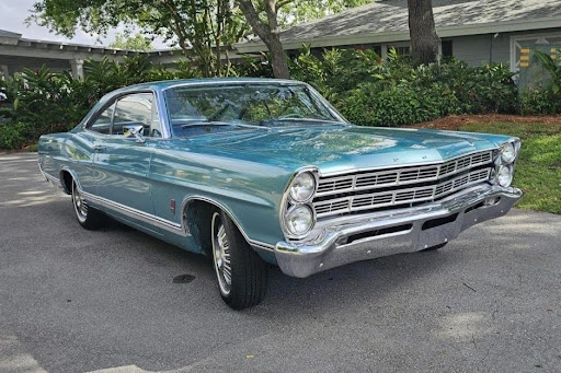 1967 Ford Galaxie 500 Fastback 390 (2)